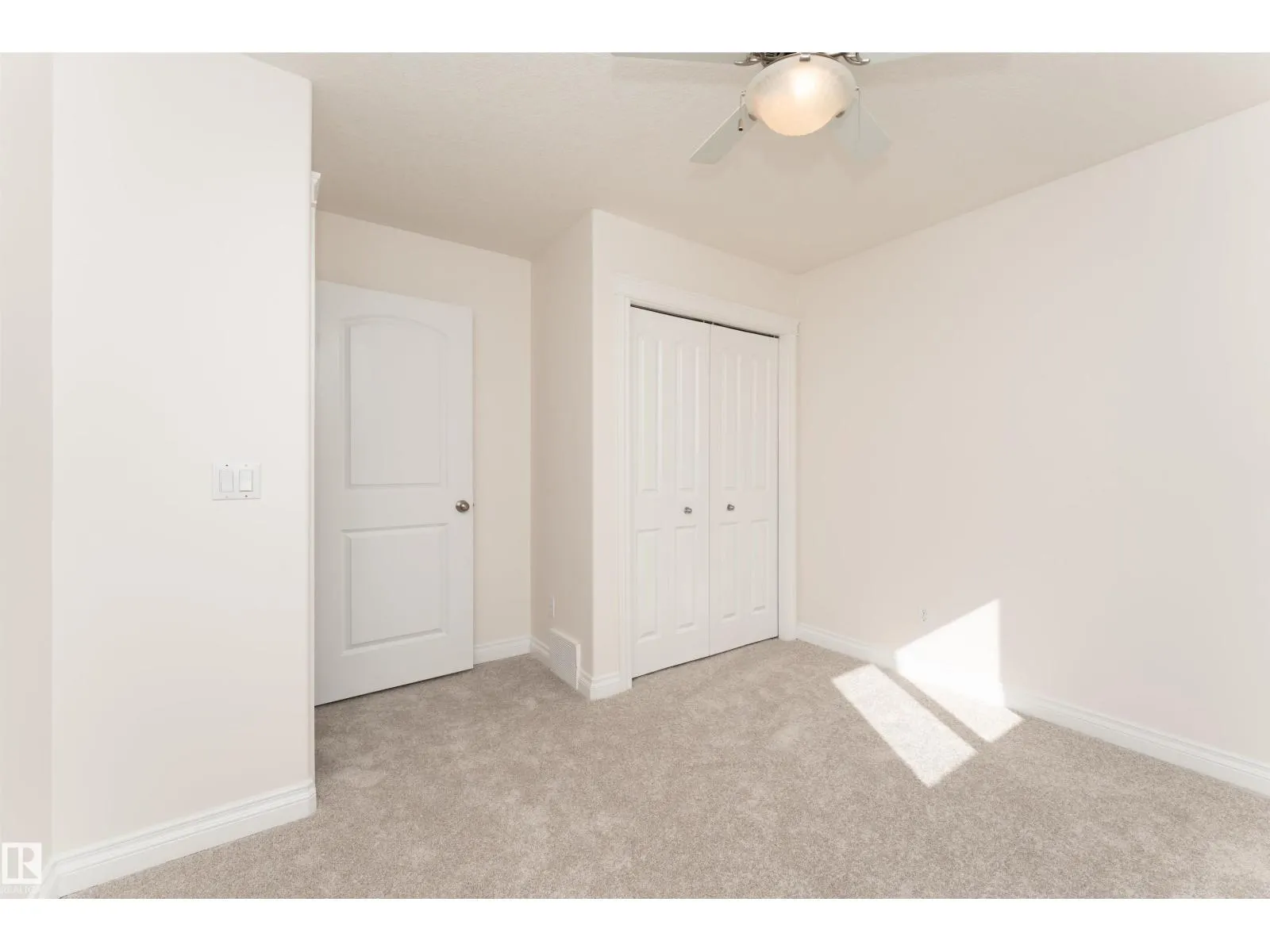 6511 109 ST NW