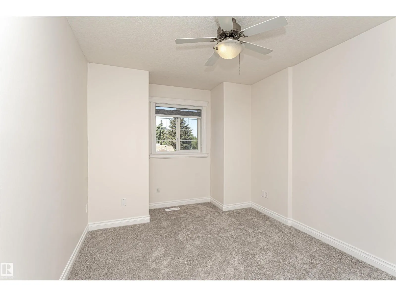 6511 109 ST NW