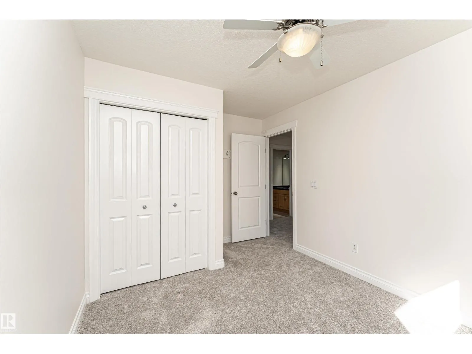 10847 66 AV NW