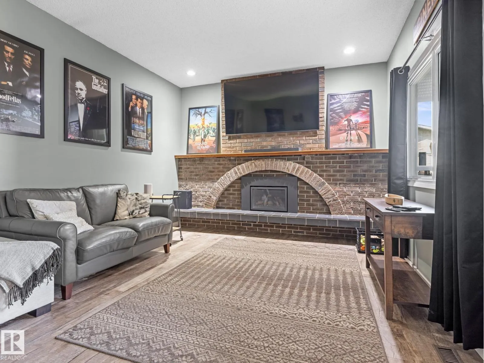 8816 185 ST NW
