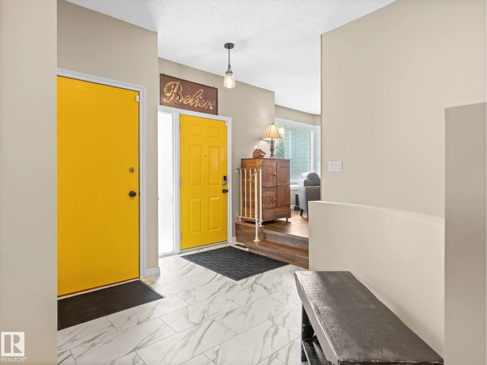 8816 185 ST NW