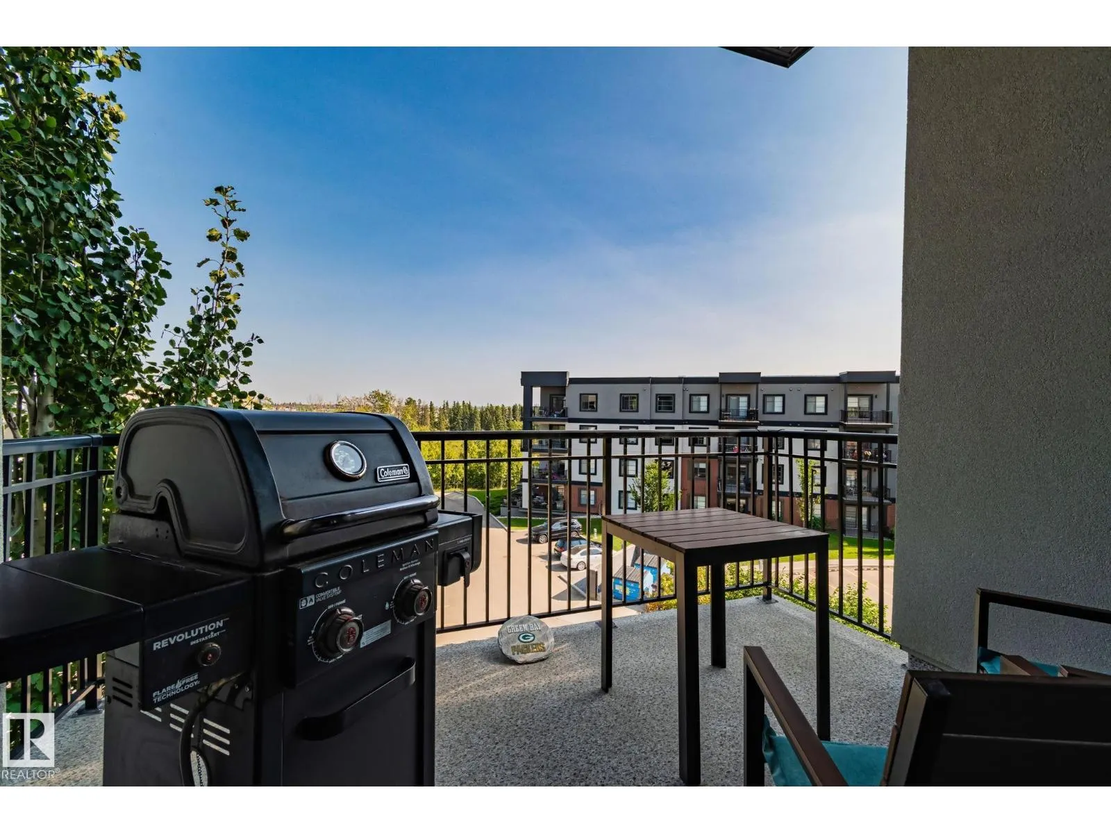 #404 1144 ADAMSON DR SW