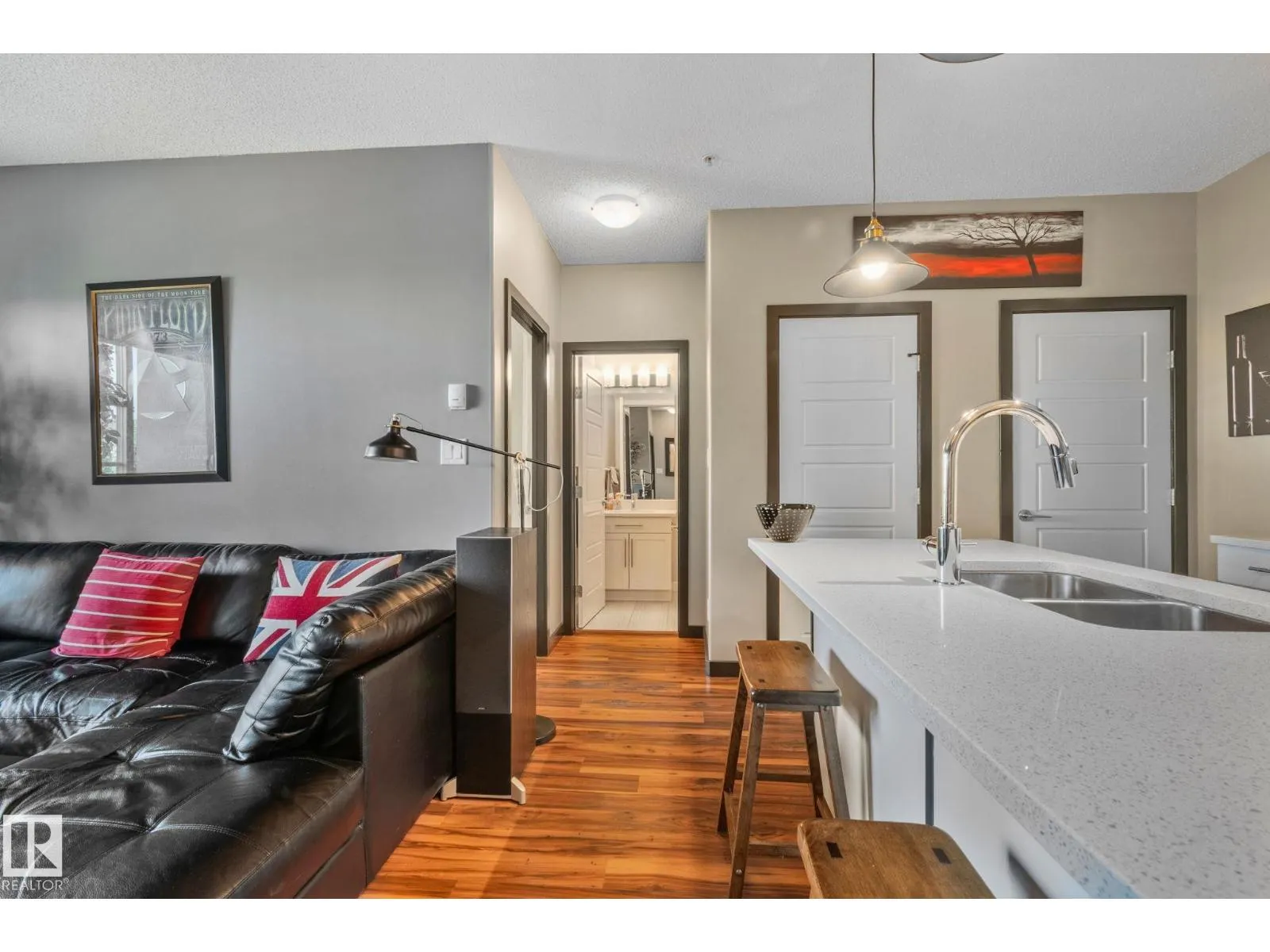 #404 1144 ADAMSON DR SW