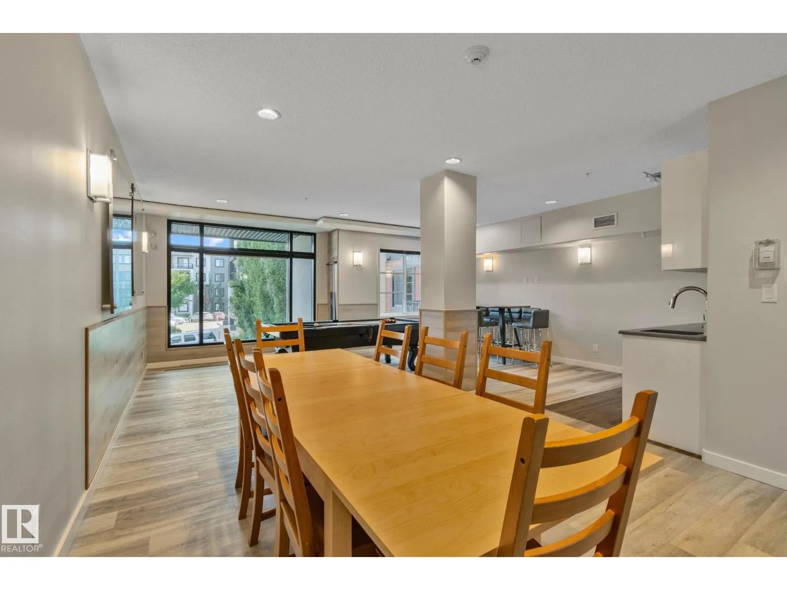 #404 1144 ADAMSON DR SW