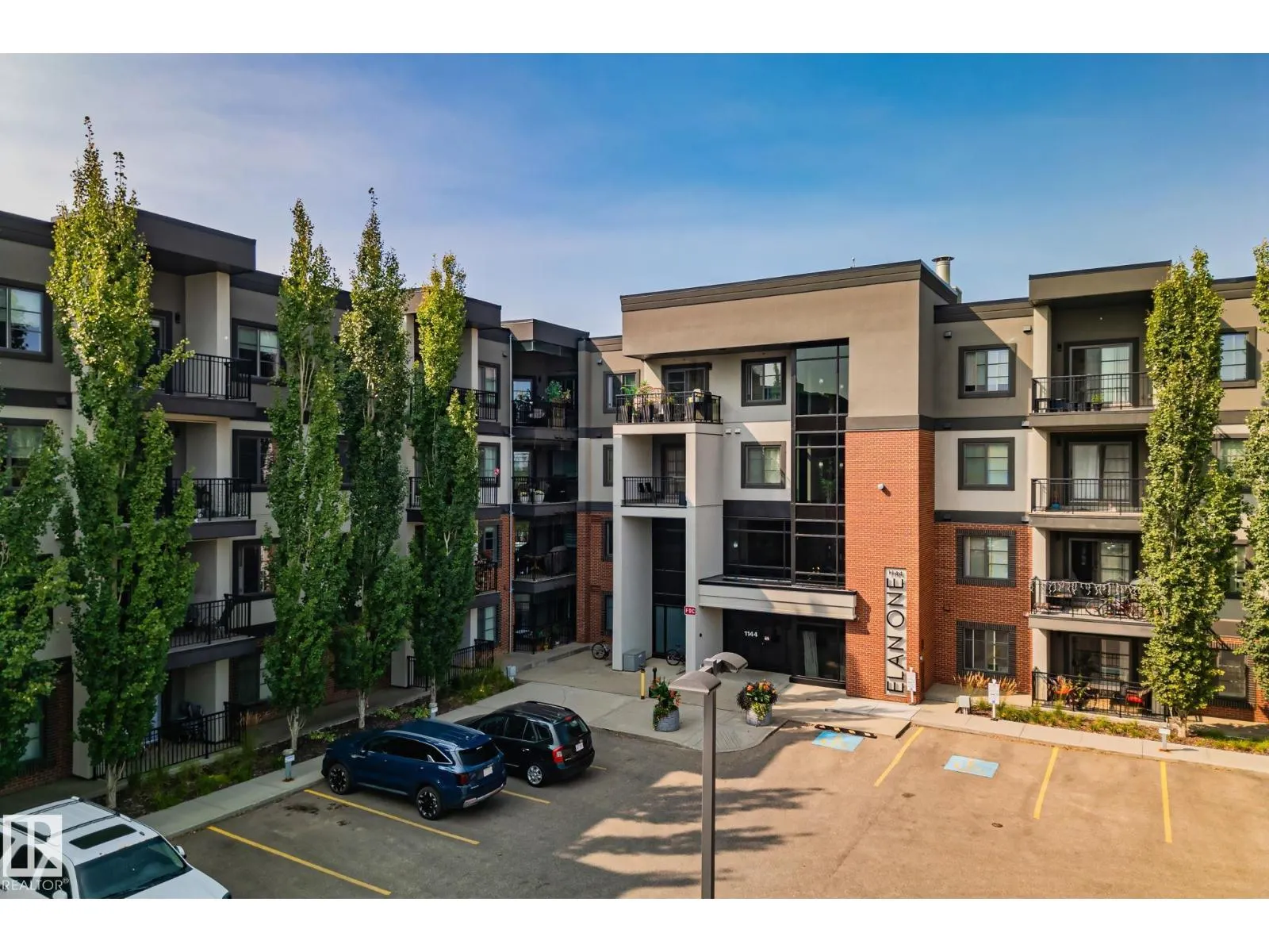 #404 1144 ADAMSON DR SW