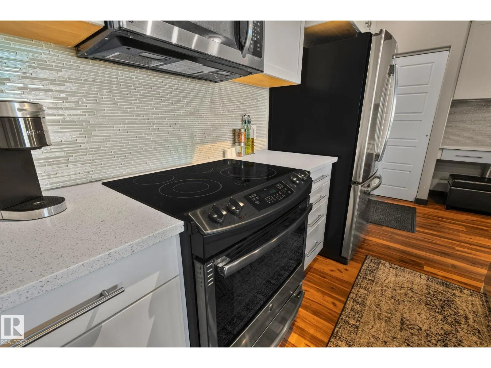 #404 1144 ADAMSON DR SW
