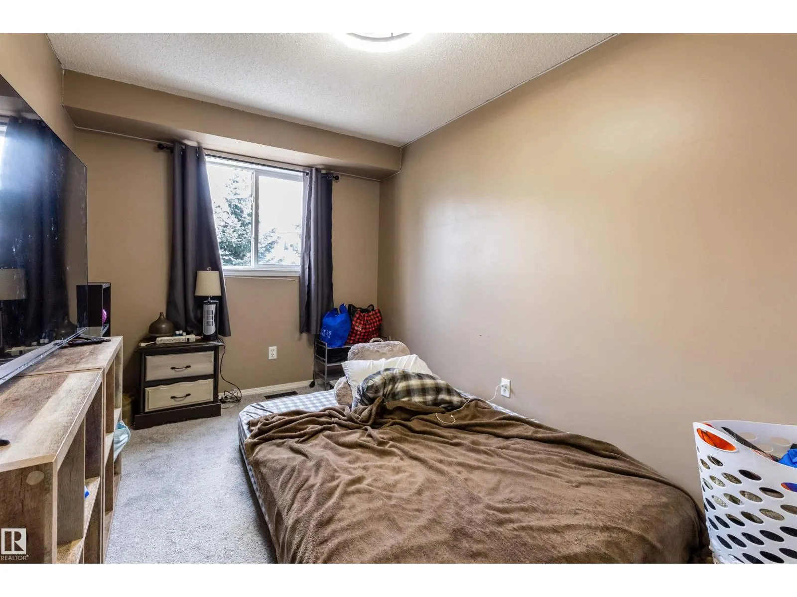 #45 451 HYNDMAN CR NW