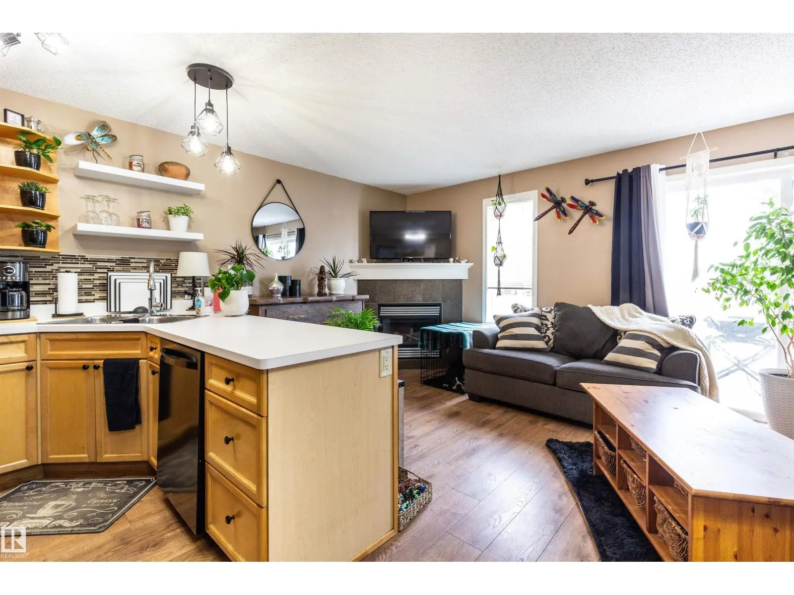 #45 451 HYNDMAN CR NW