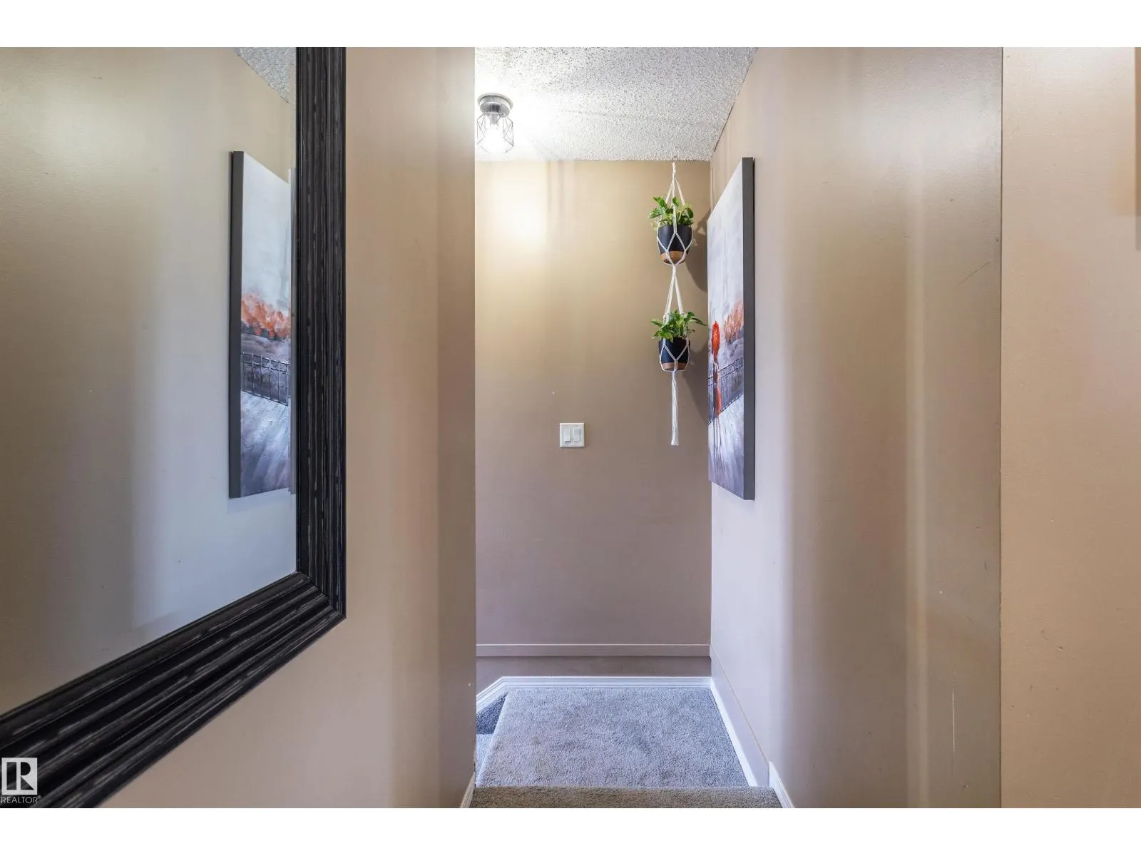 #45 451 HYNDMAN CR NW