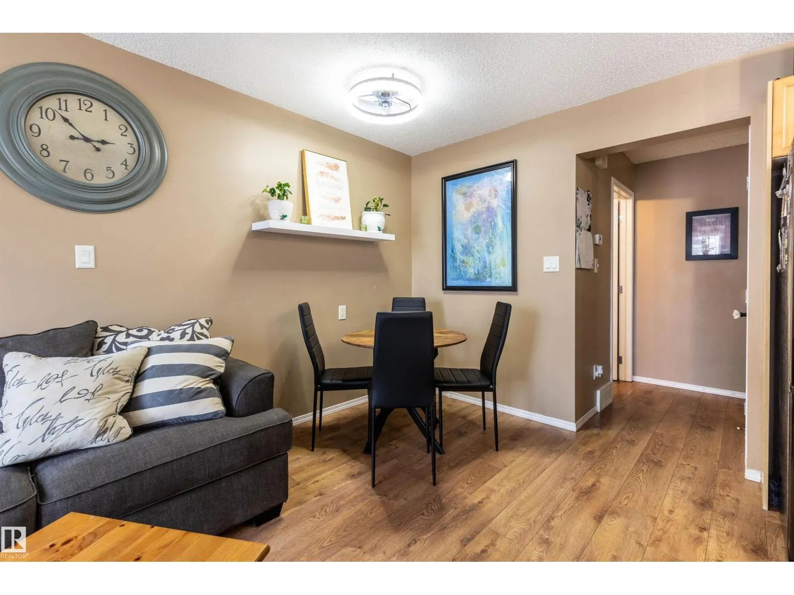 #45 451 HYNDMAN CR NW