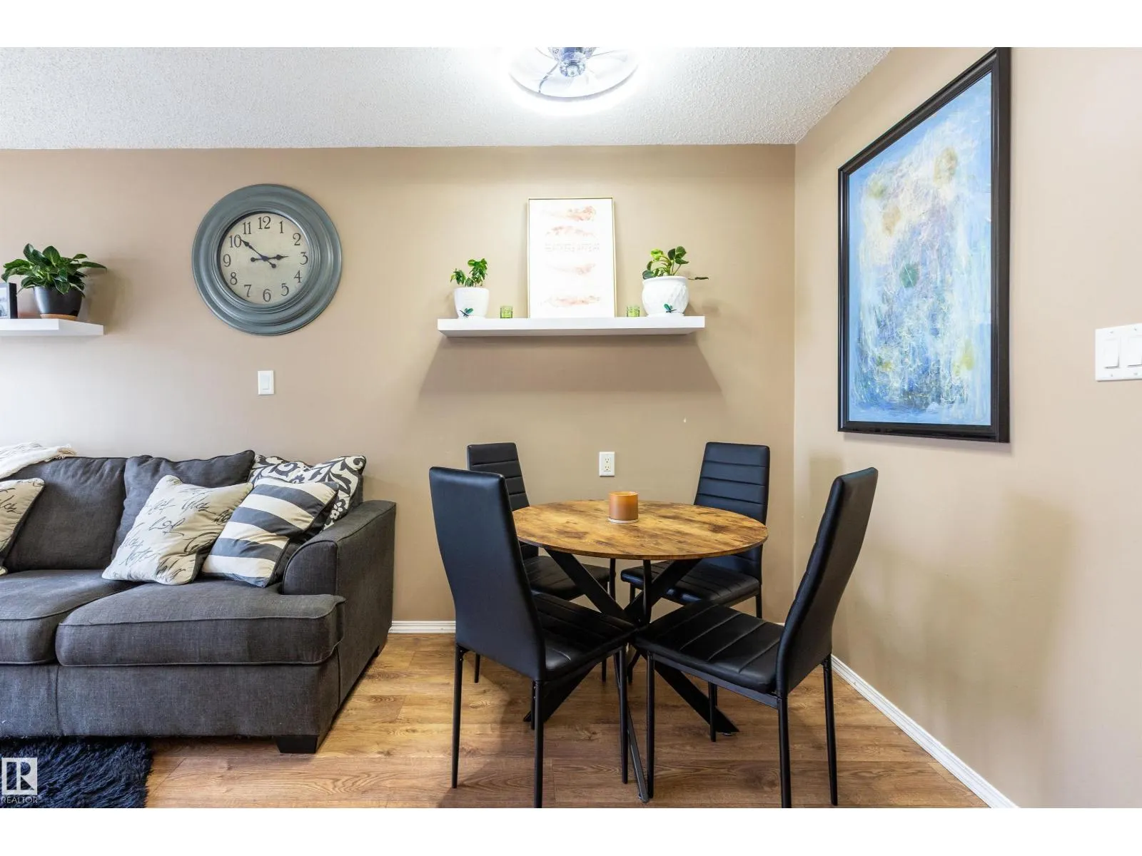 #45 451 HYNDMAN CR NW