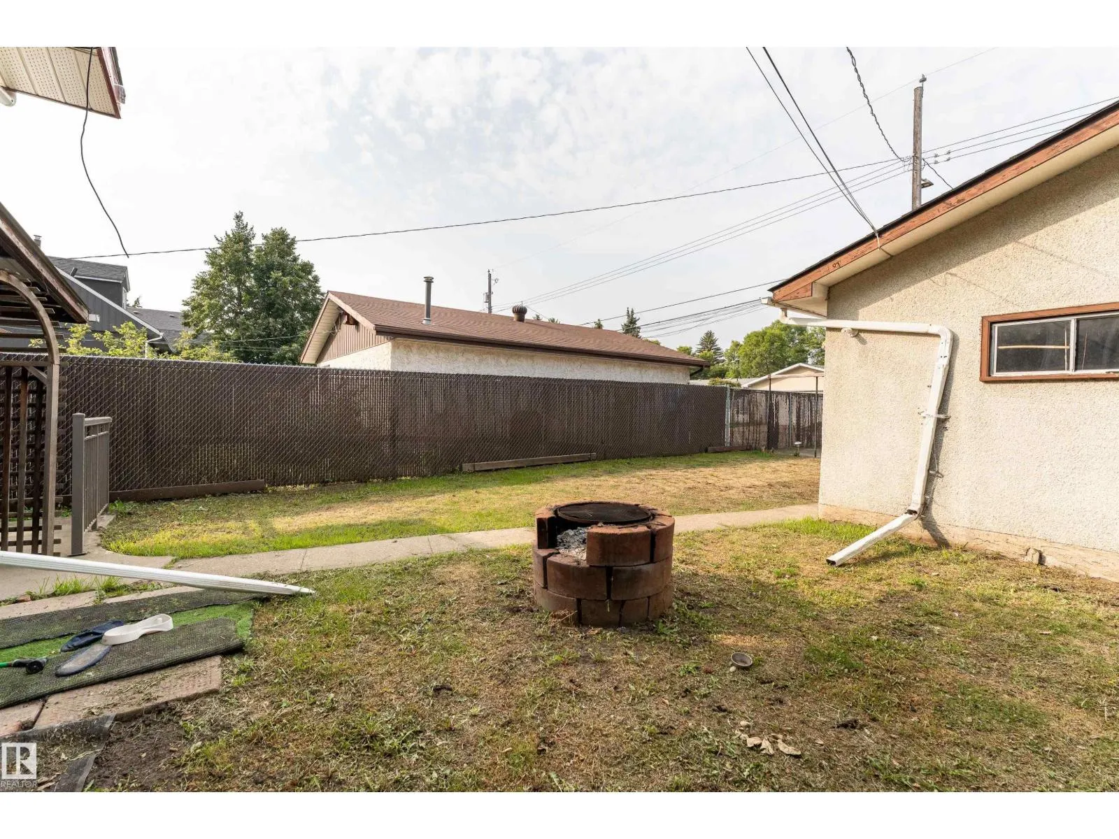 11920 45 ST NW