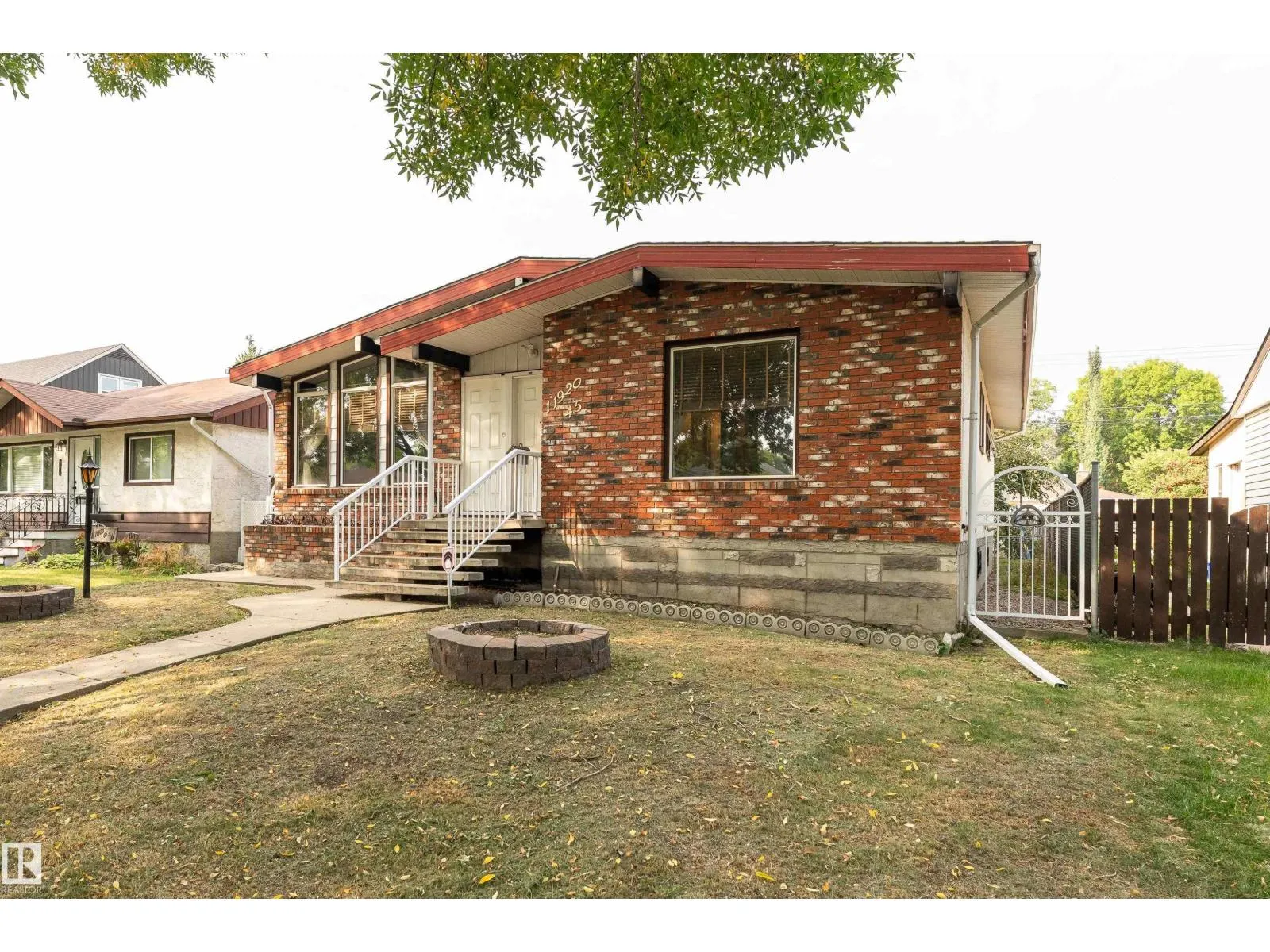 11920 45 ST NW