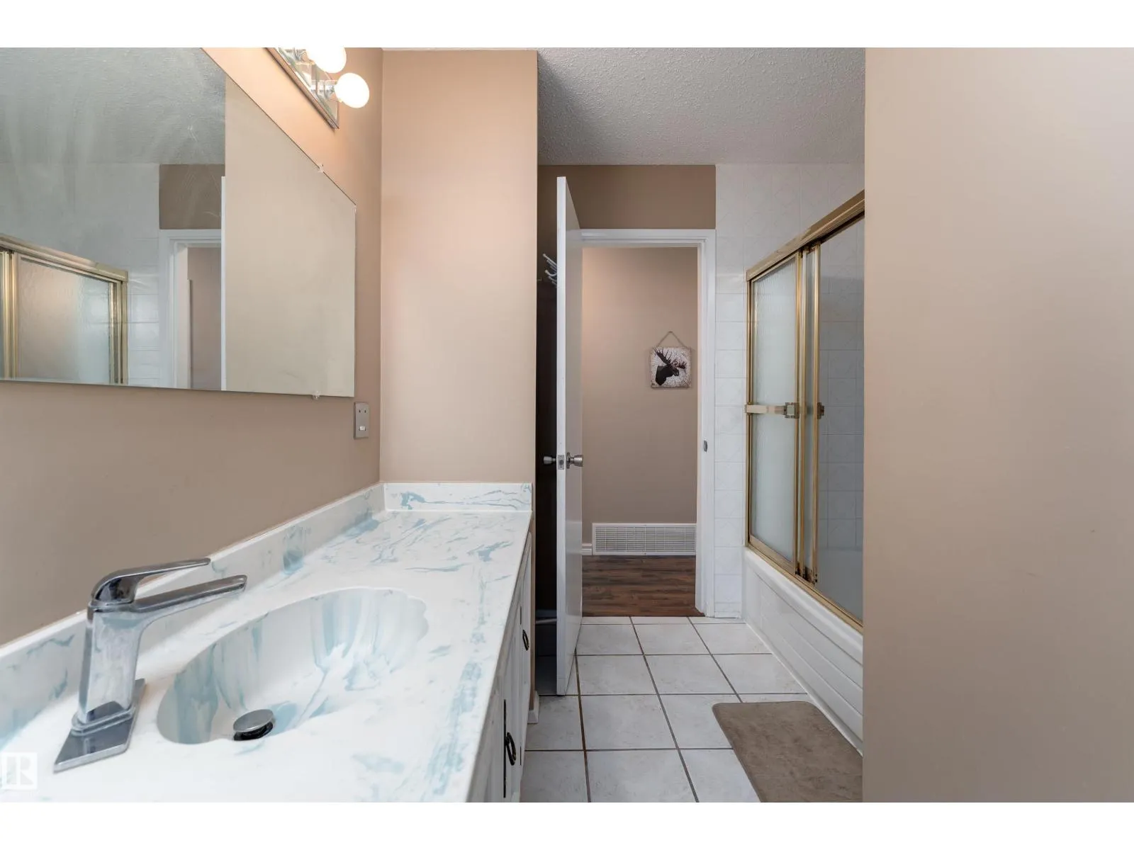 11920 45 ST NW