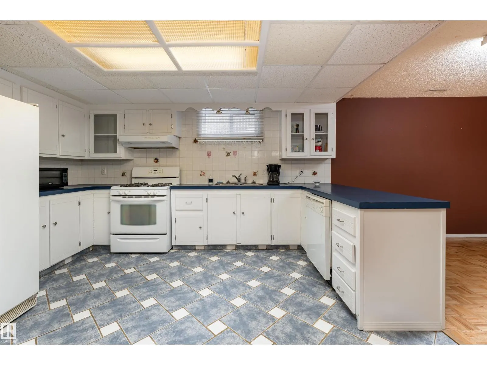 11920 45 ST NW