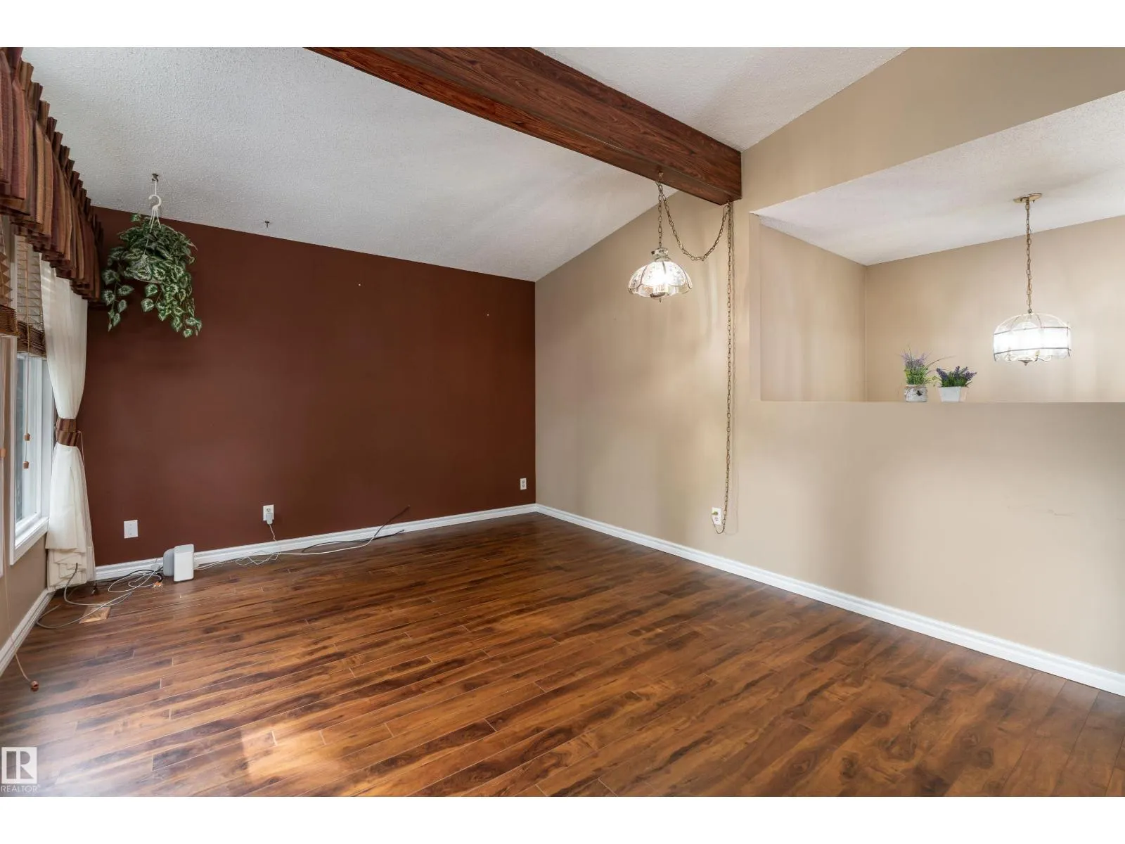 11920 45 ST NW