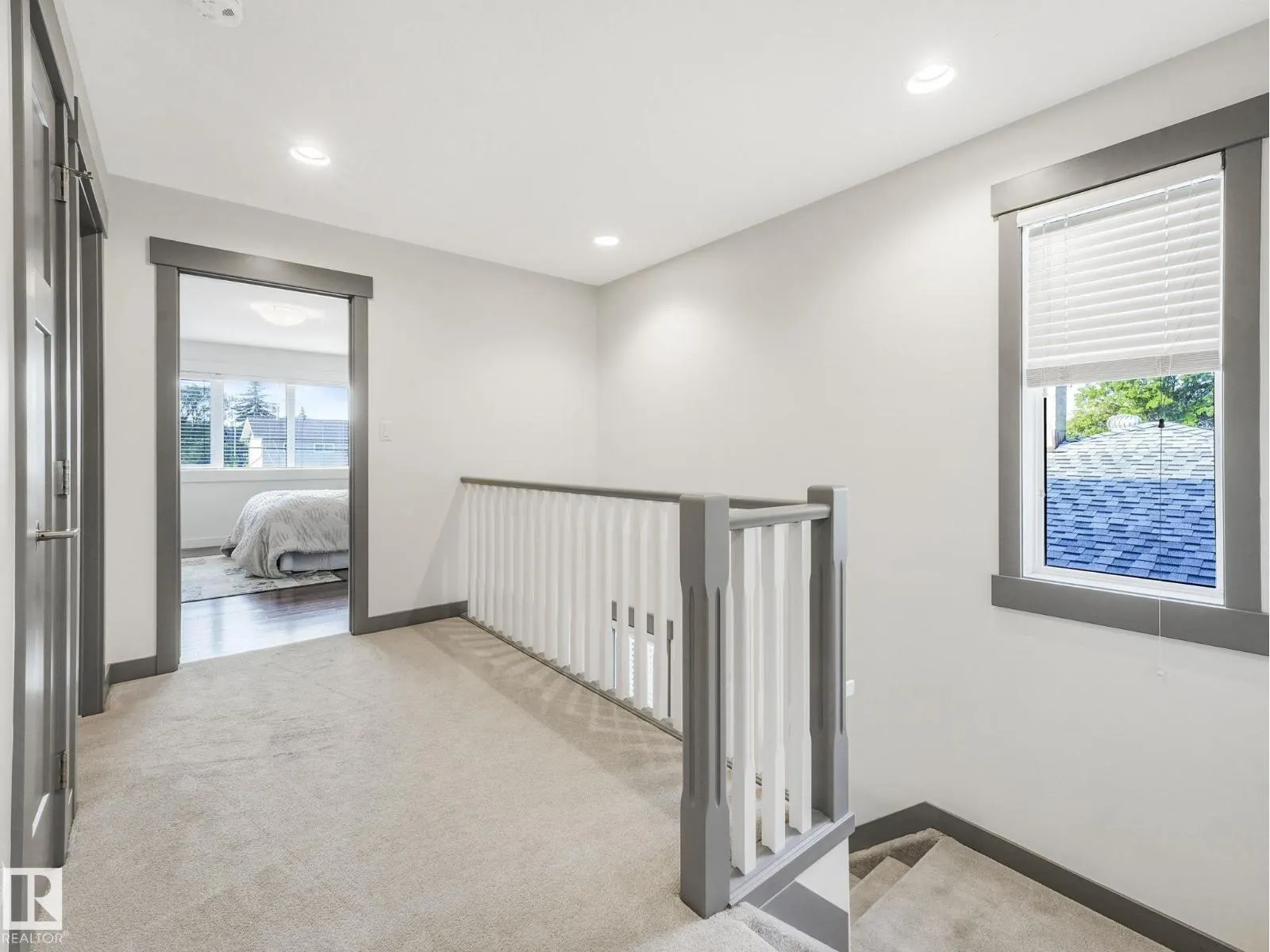 7941 83 AV NW