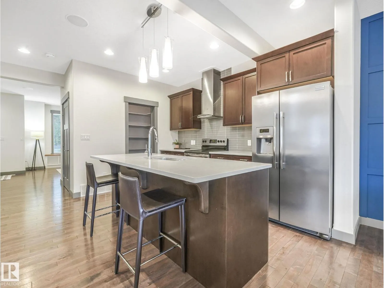 7941 83 AV NW