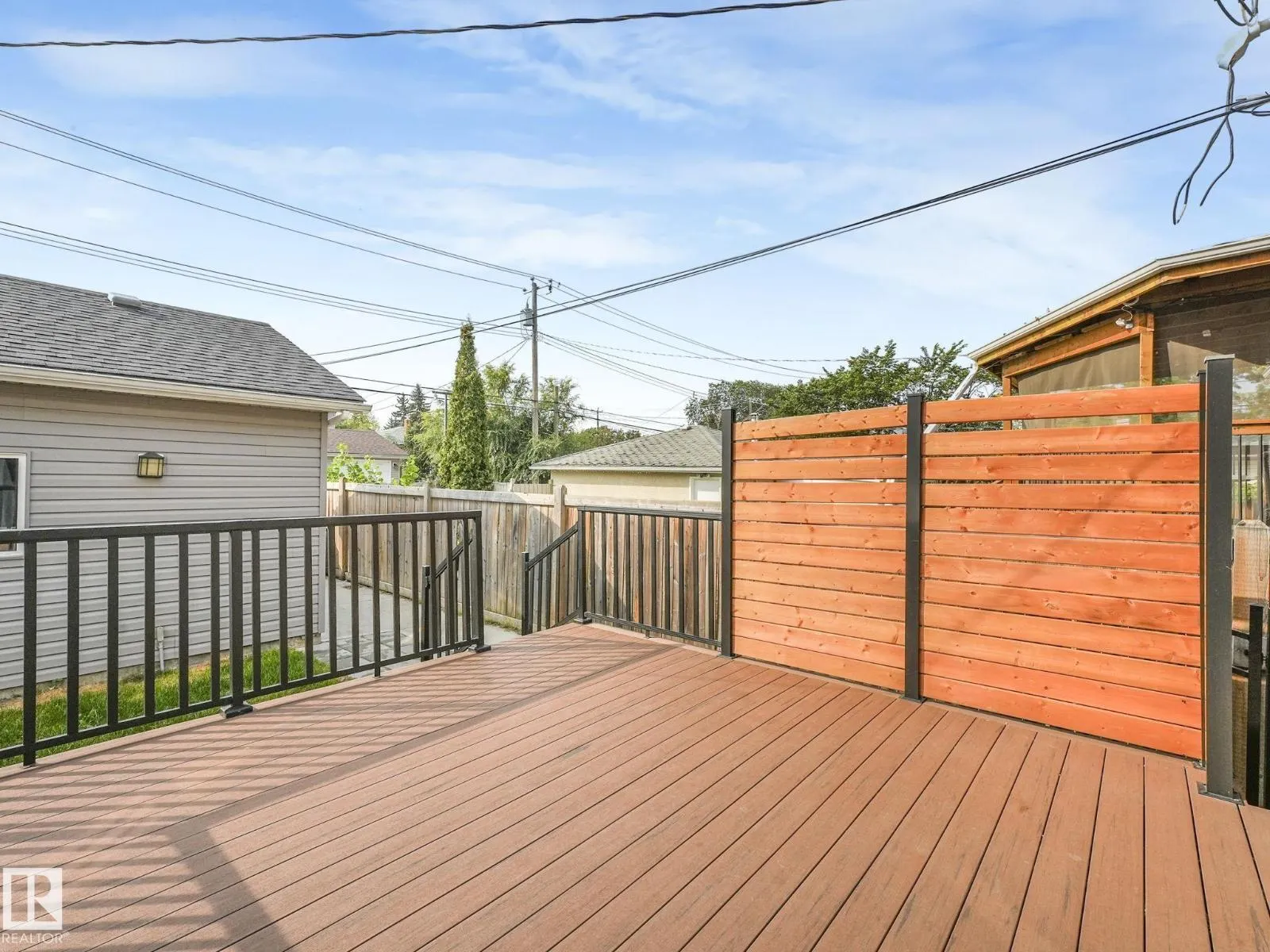 7941 83 AV NW