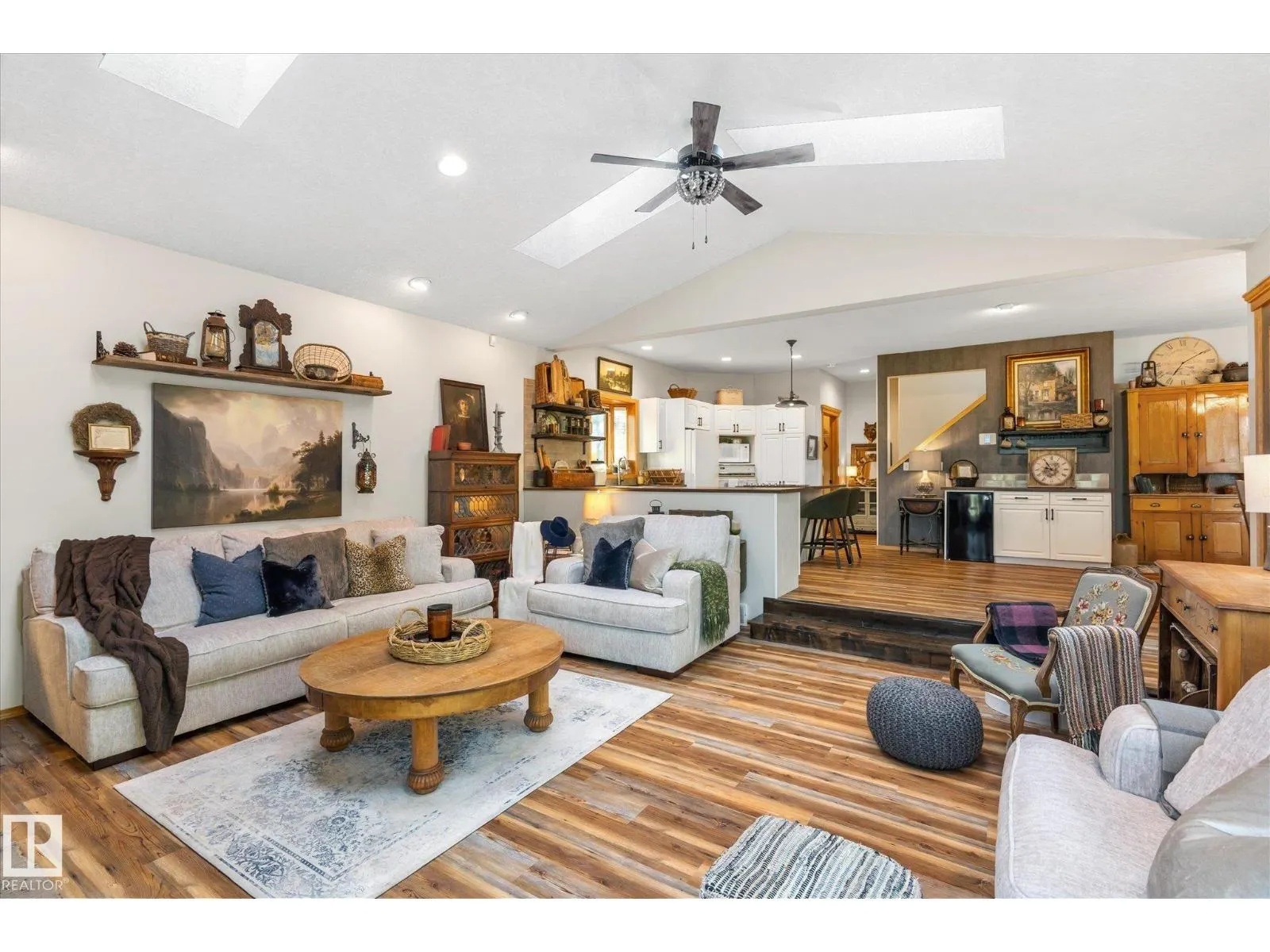 #171 51268 RGE ROAD 204
