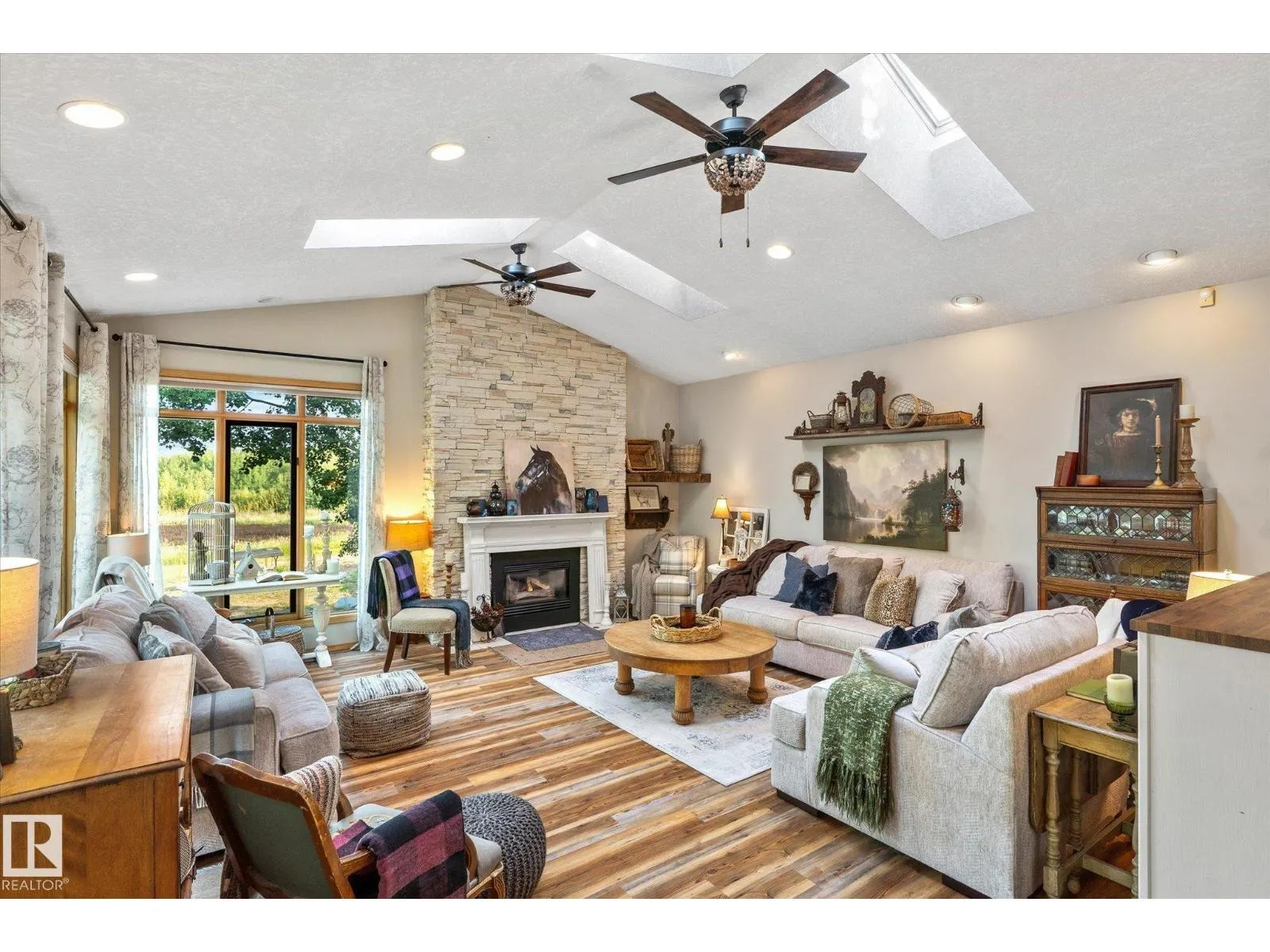 #171 51268 RGE ROAD 204