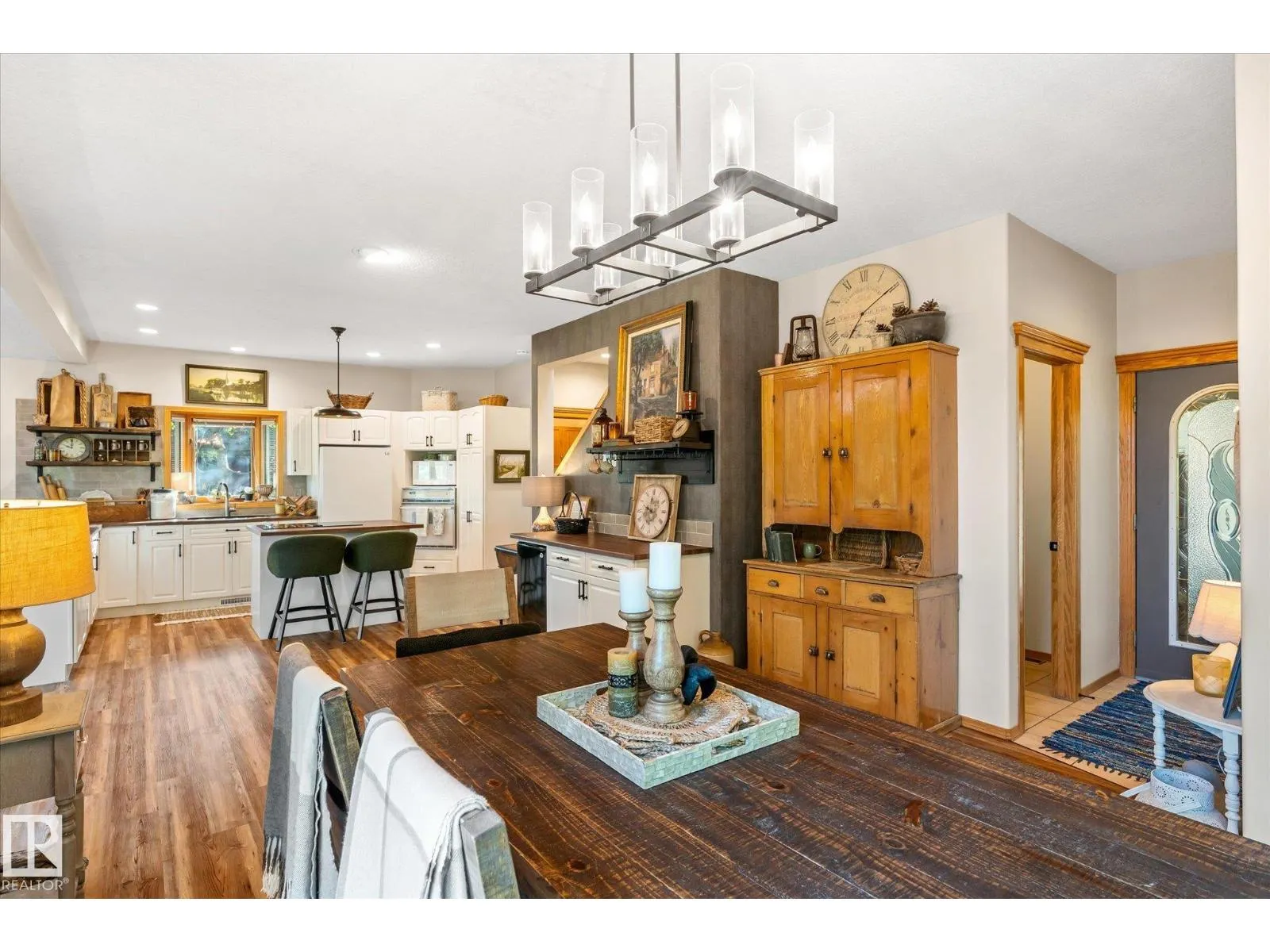 #171 51268 RGE ROAD 204
