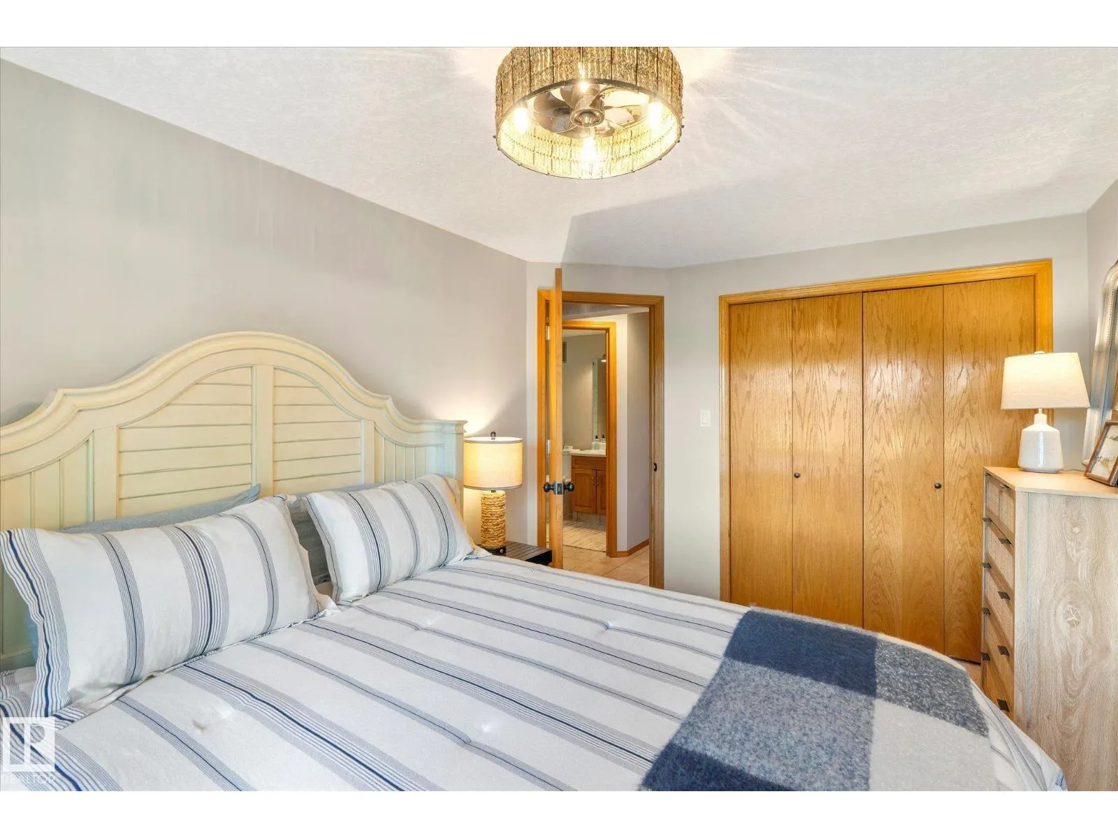 #171 51268 RGE ROAD 204