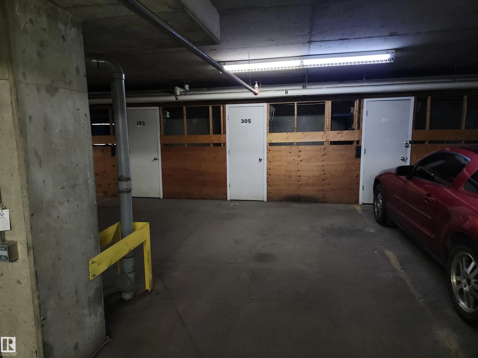 #305 13635 34 ST NW