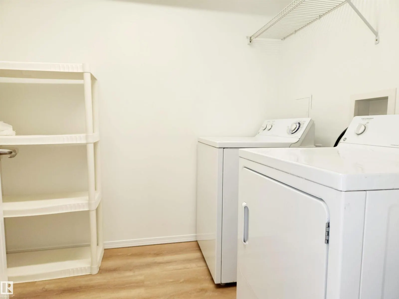 #305 13635 34 ST NW