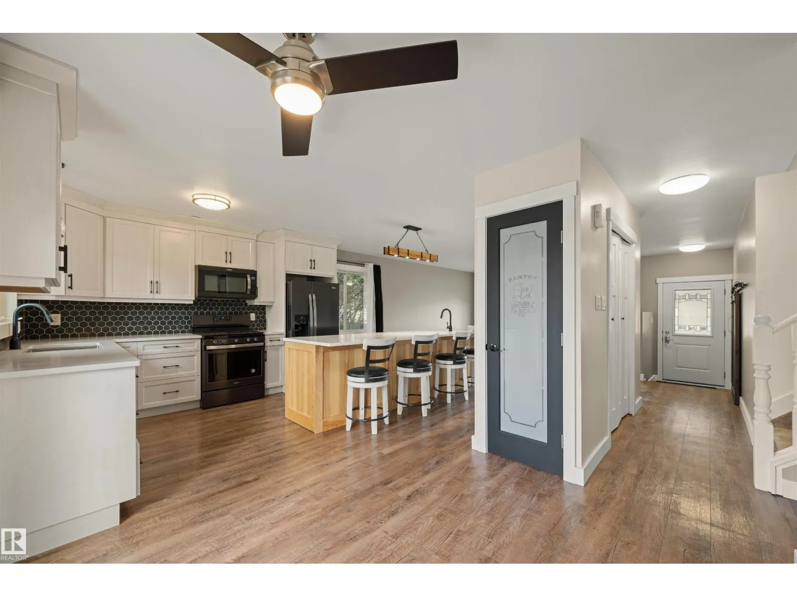 47 VENTNOR PL