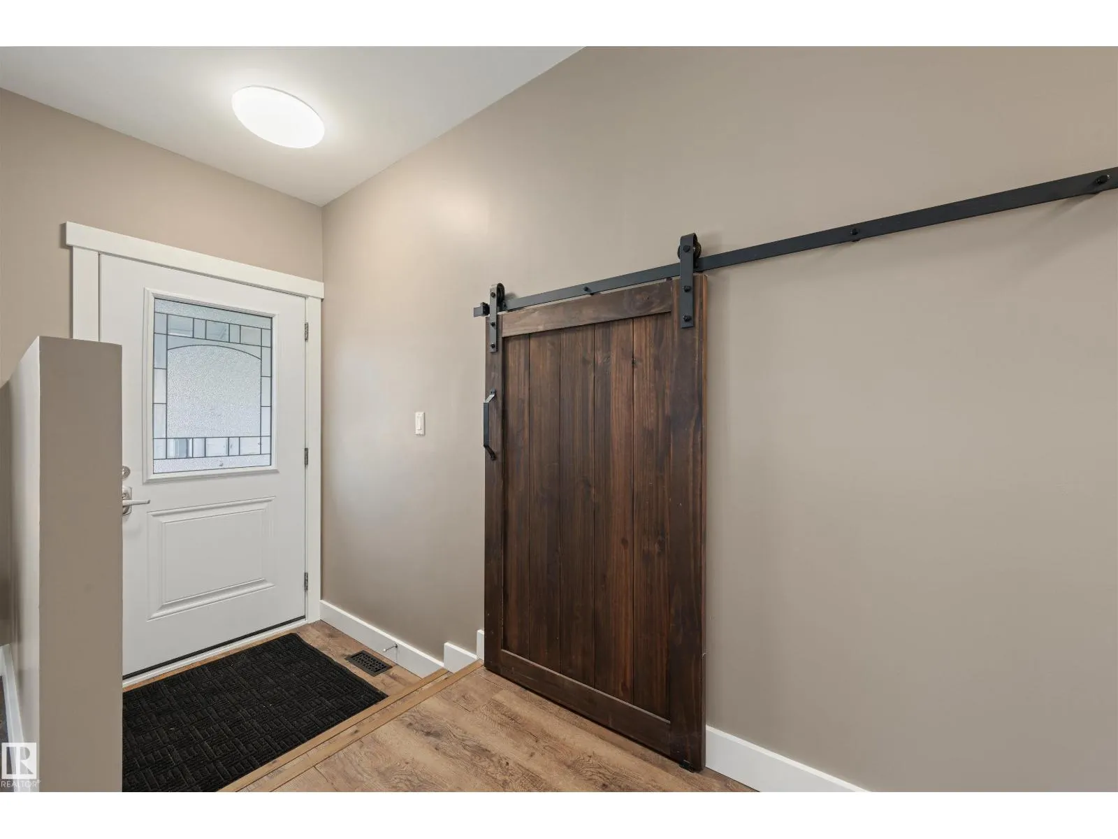 47 VENTNOR PL