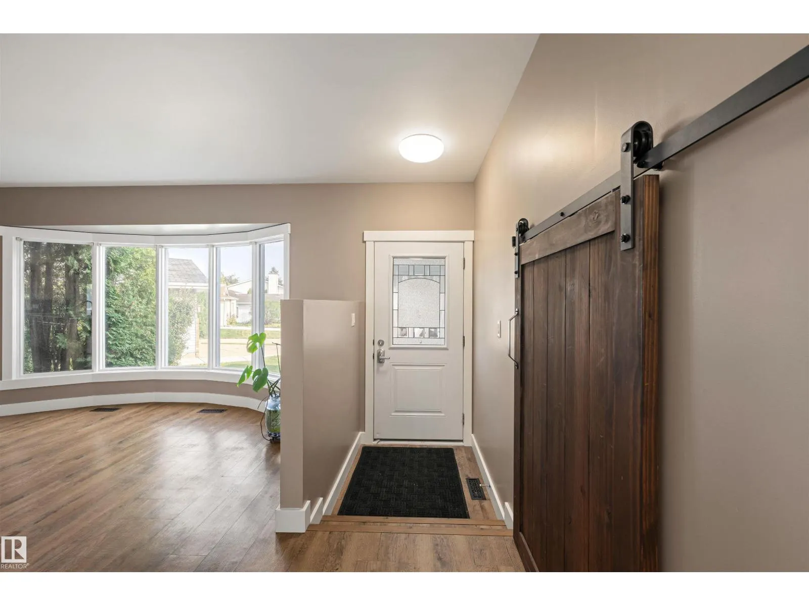 47 VENTNOR PL