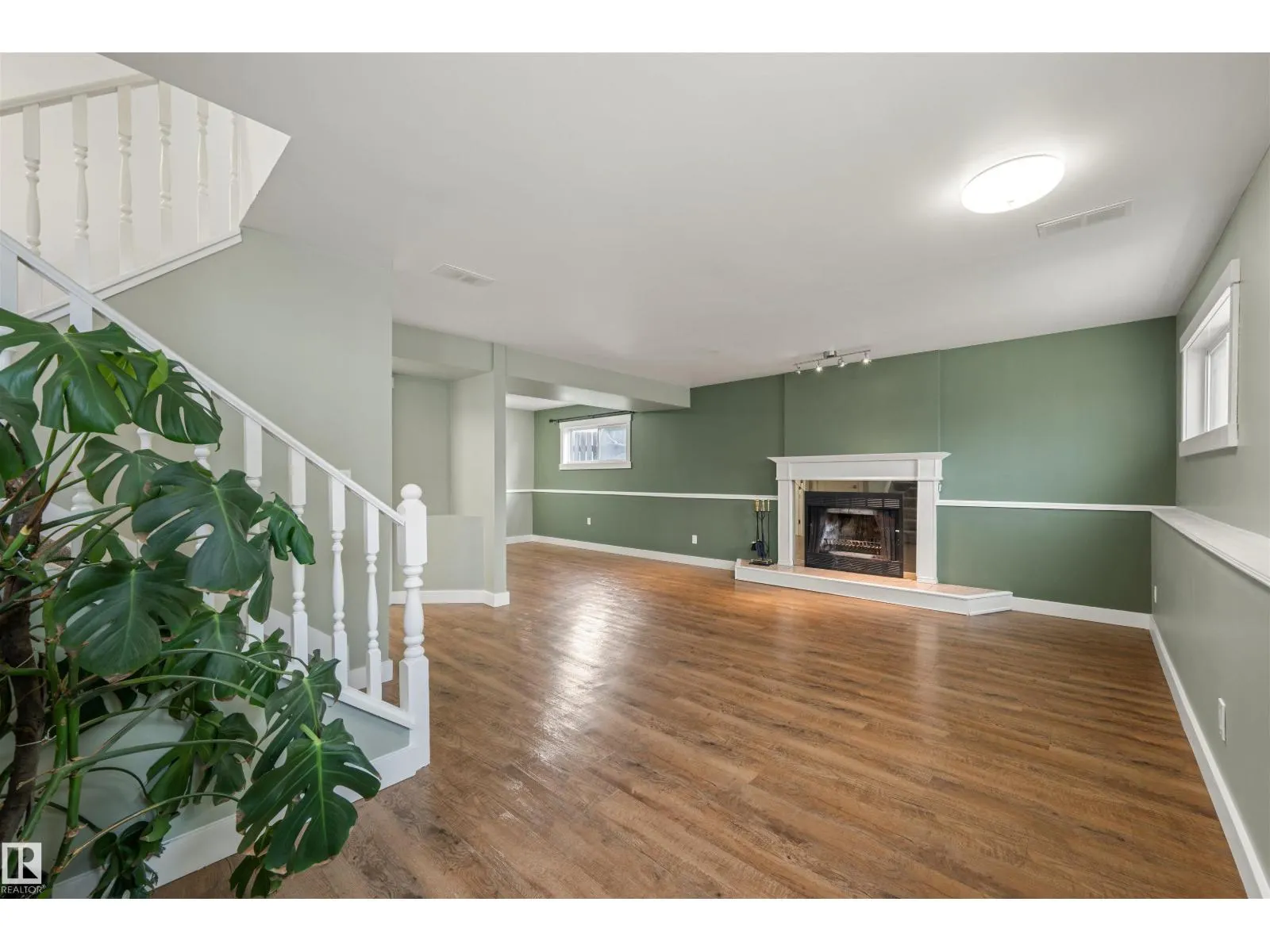 47 VENTNOR PL