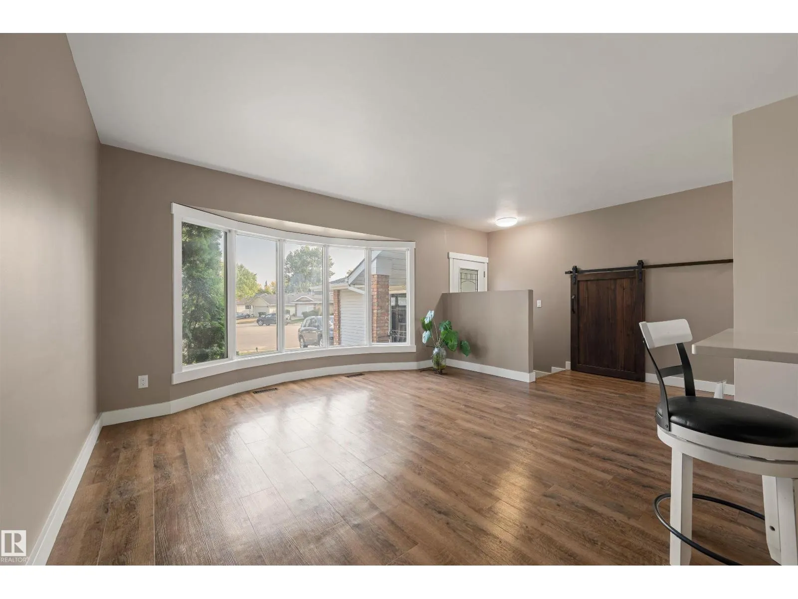 47 VENTNOR PL