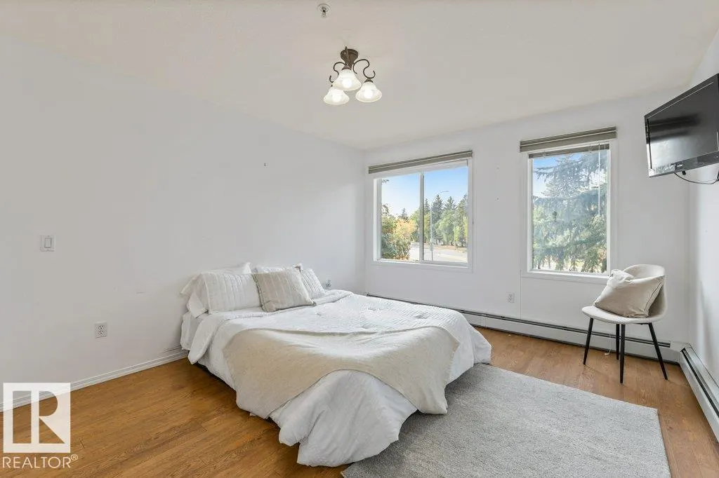#210 78 MCKENNEY AV