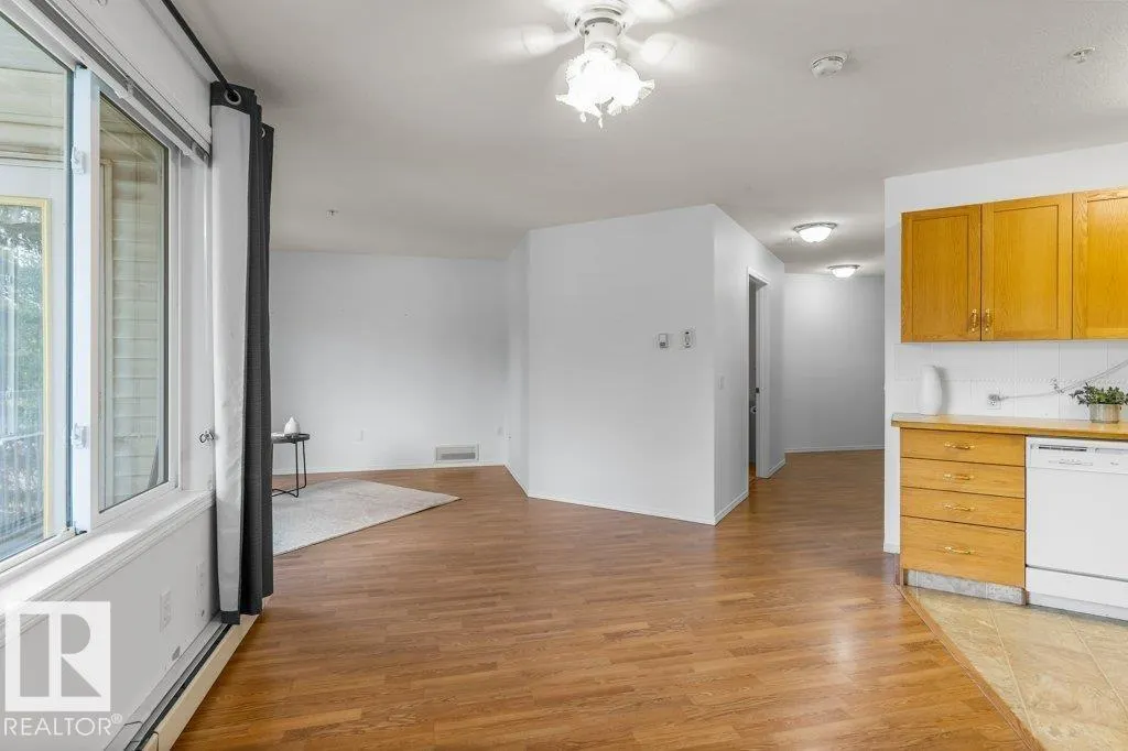#210 78 MCKENNEY AV