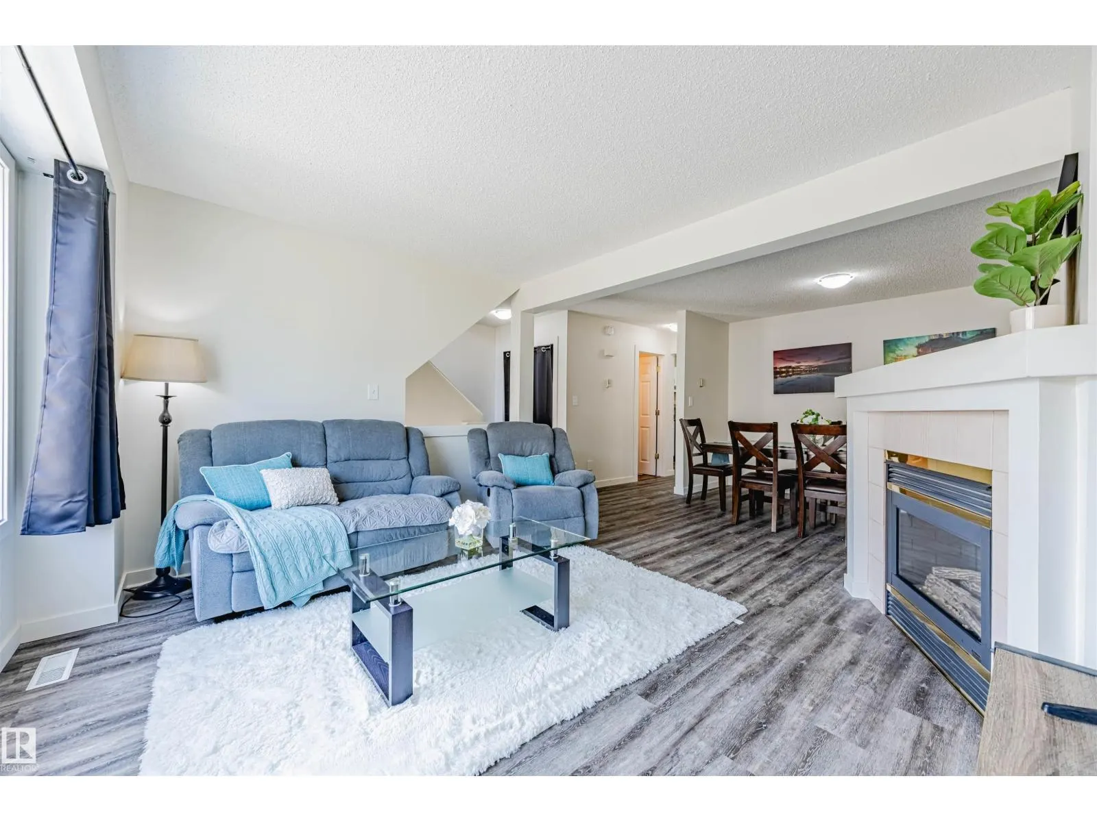 17622 96 AV NW