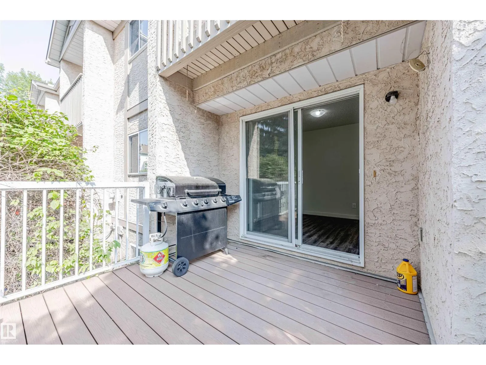 17622 96 AV NW