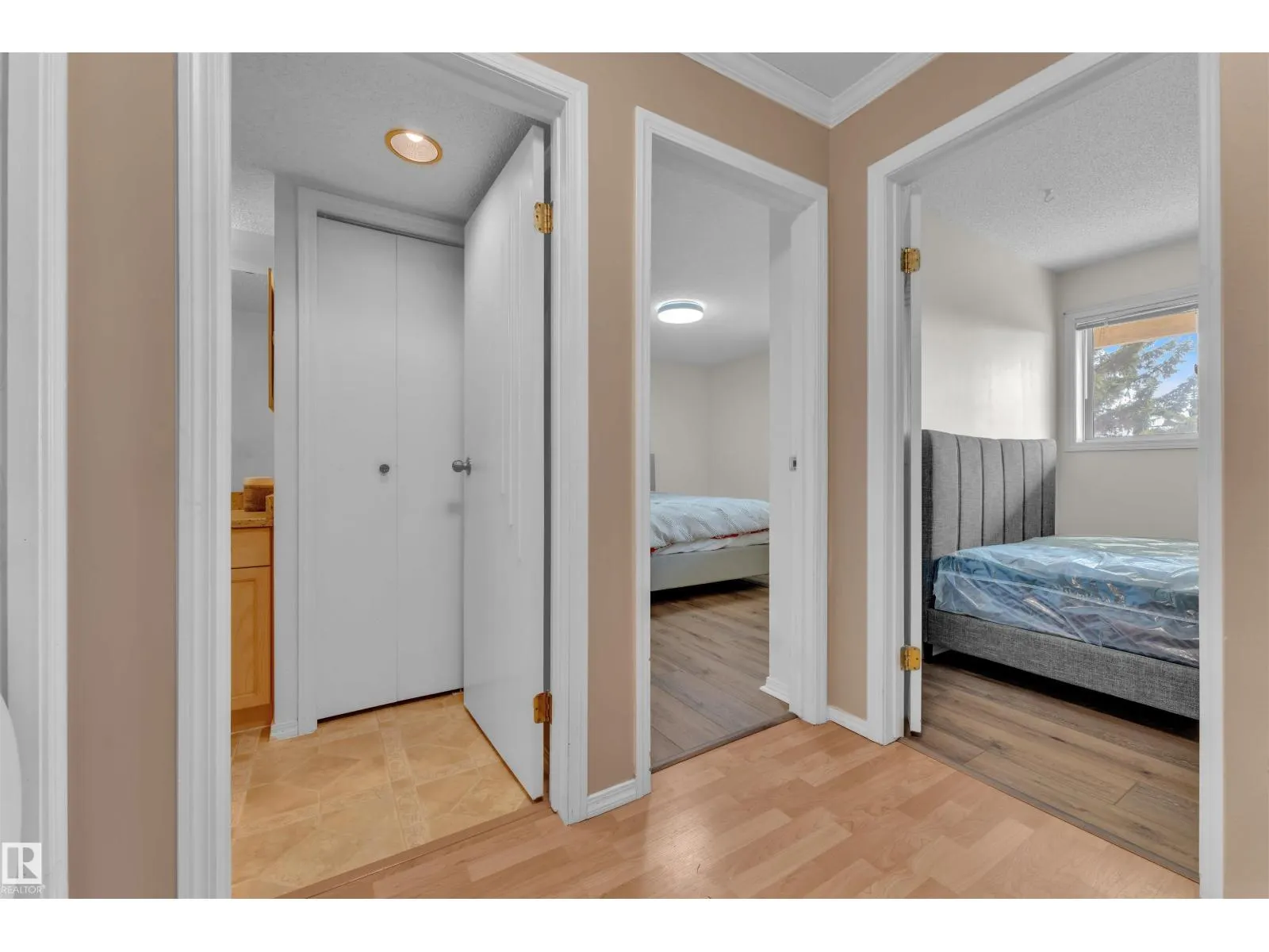 #306 18020 95 AV NW