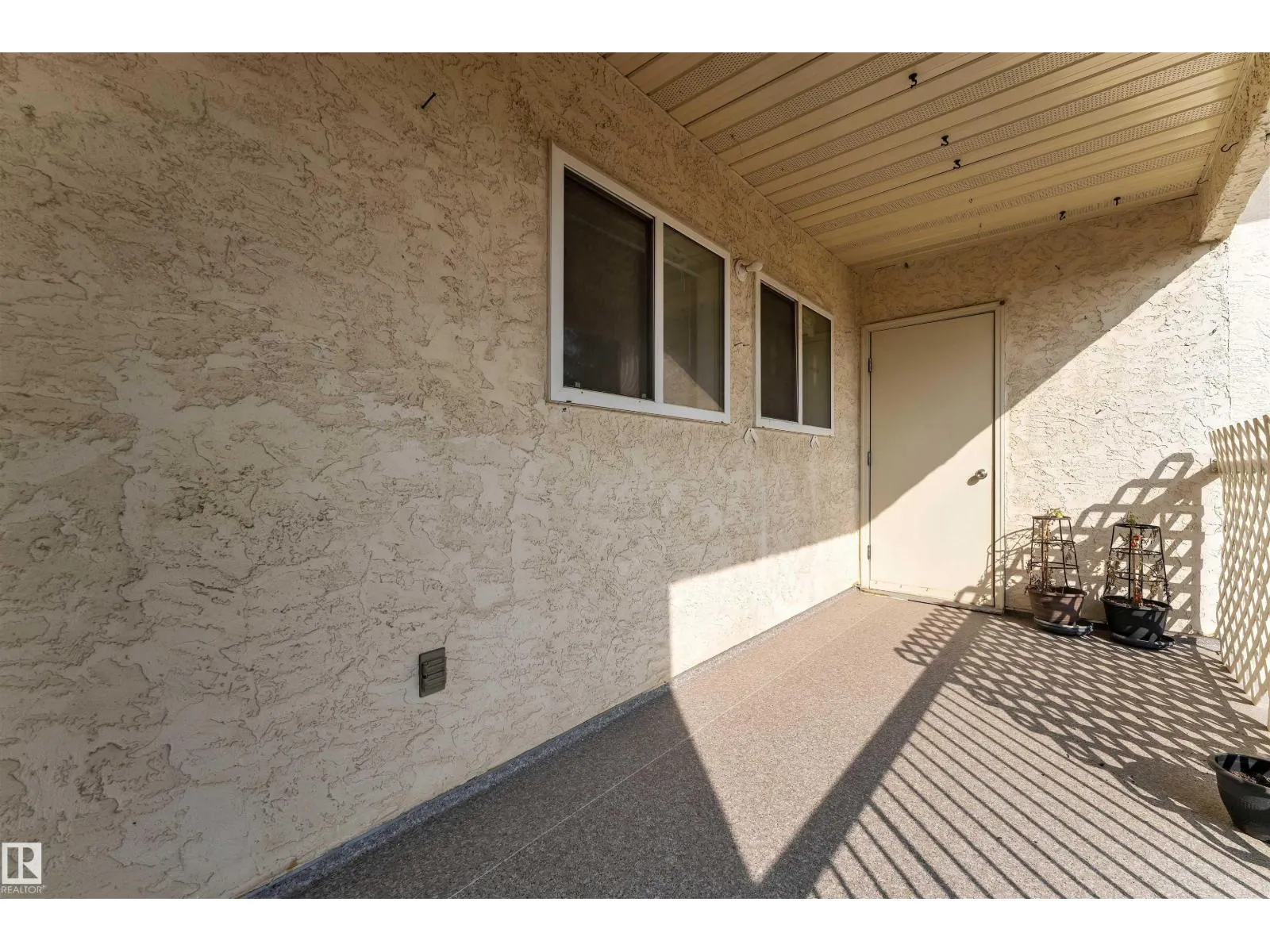 #306 18020 95 AV NW