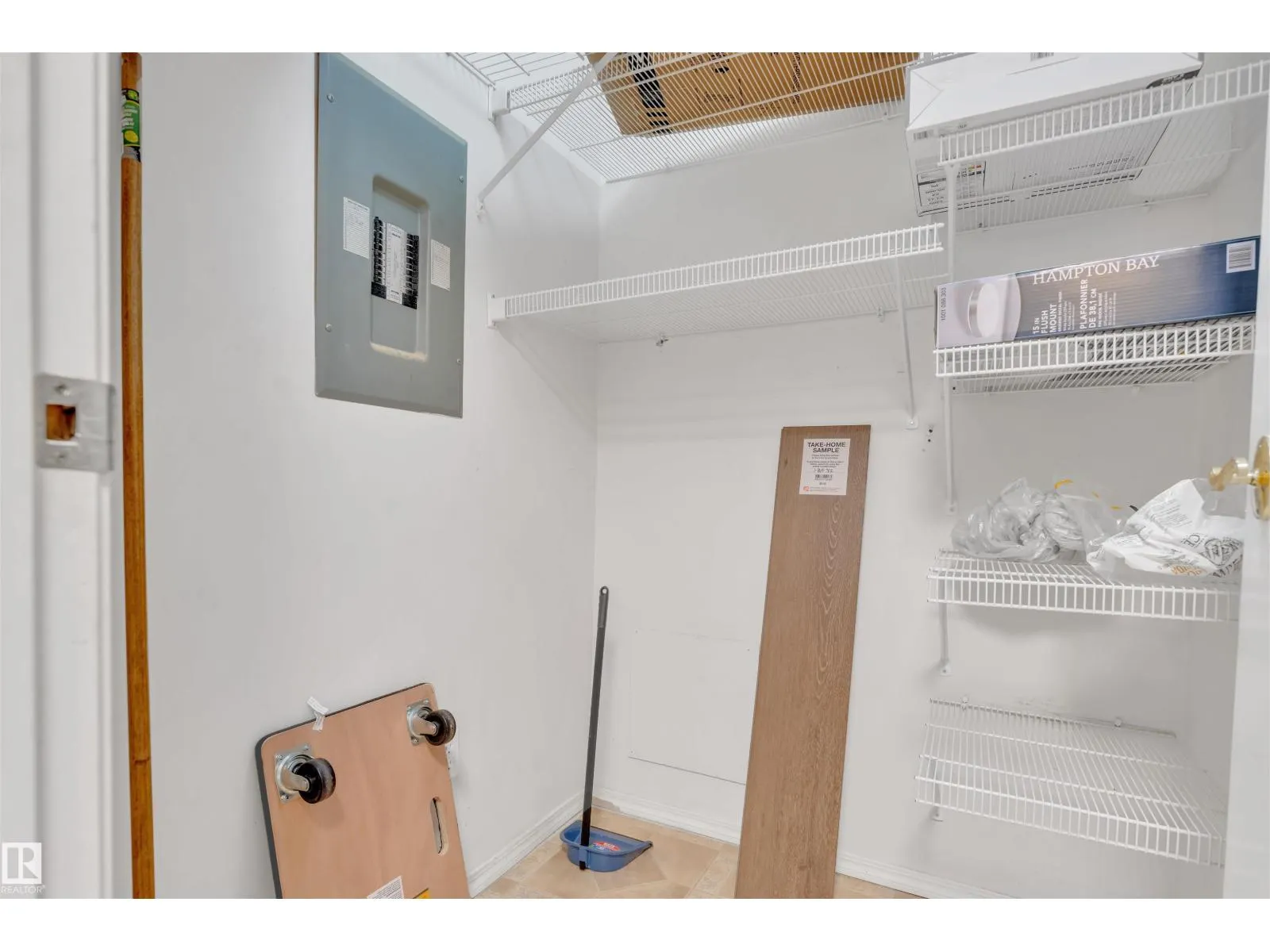 #306 18020 95 AV NW