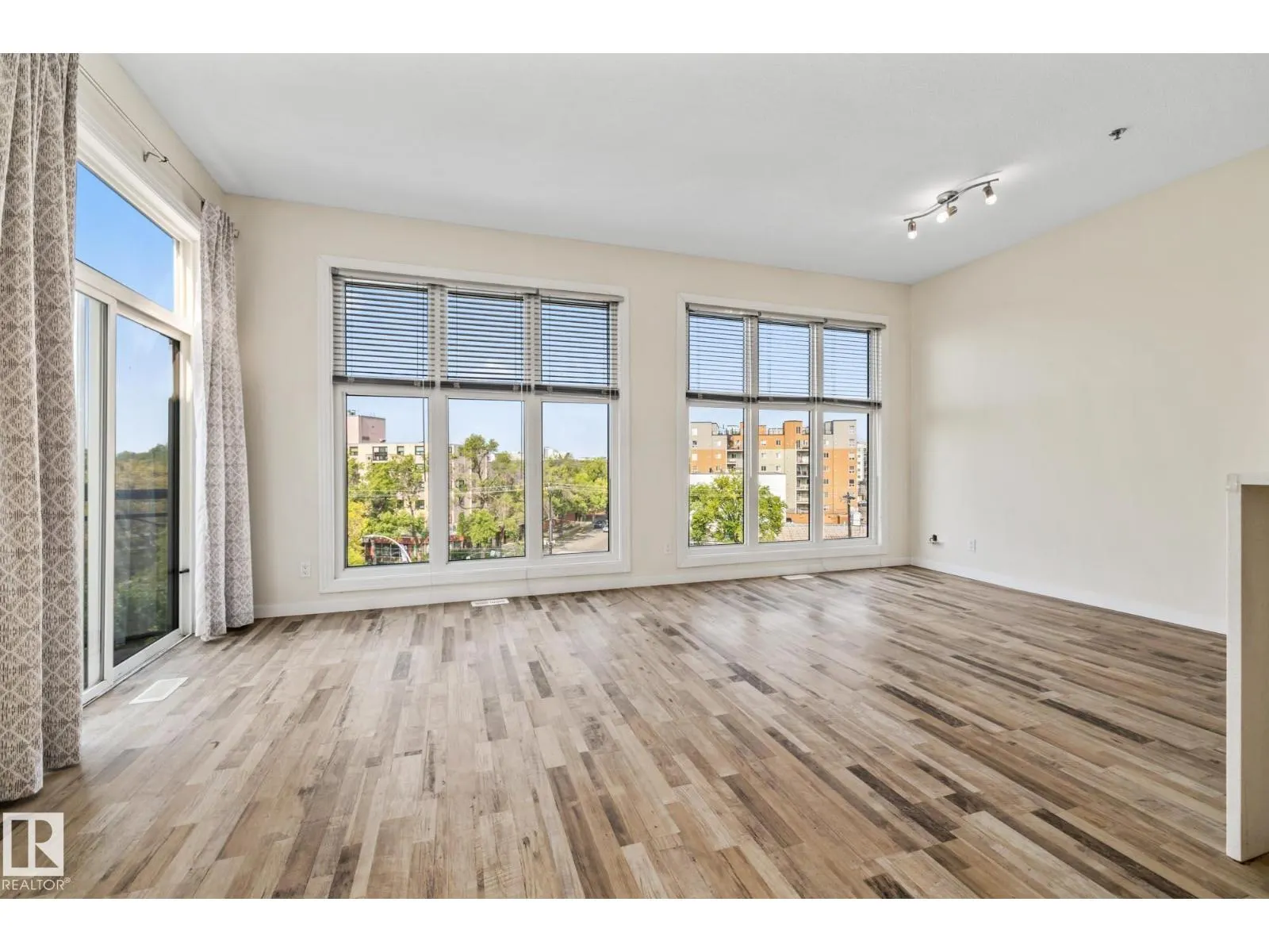 #505 10147 112 ST NW