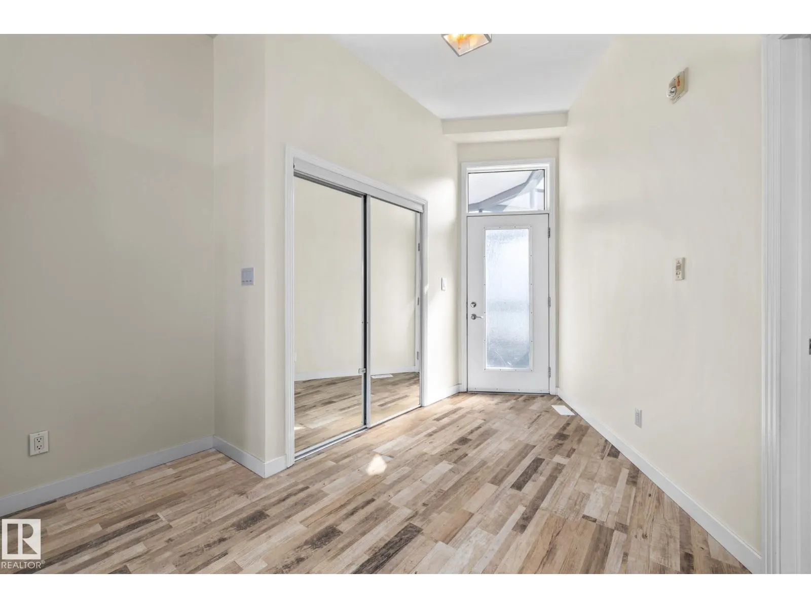 #505 10147 112 ST NW