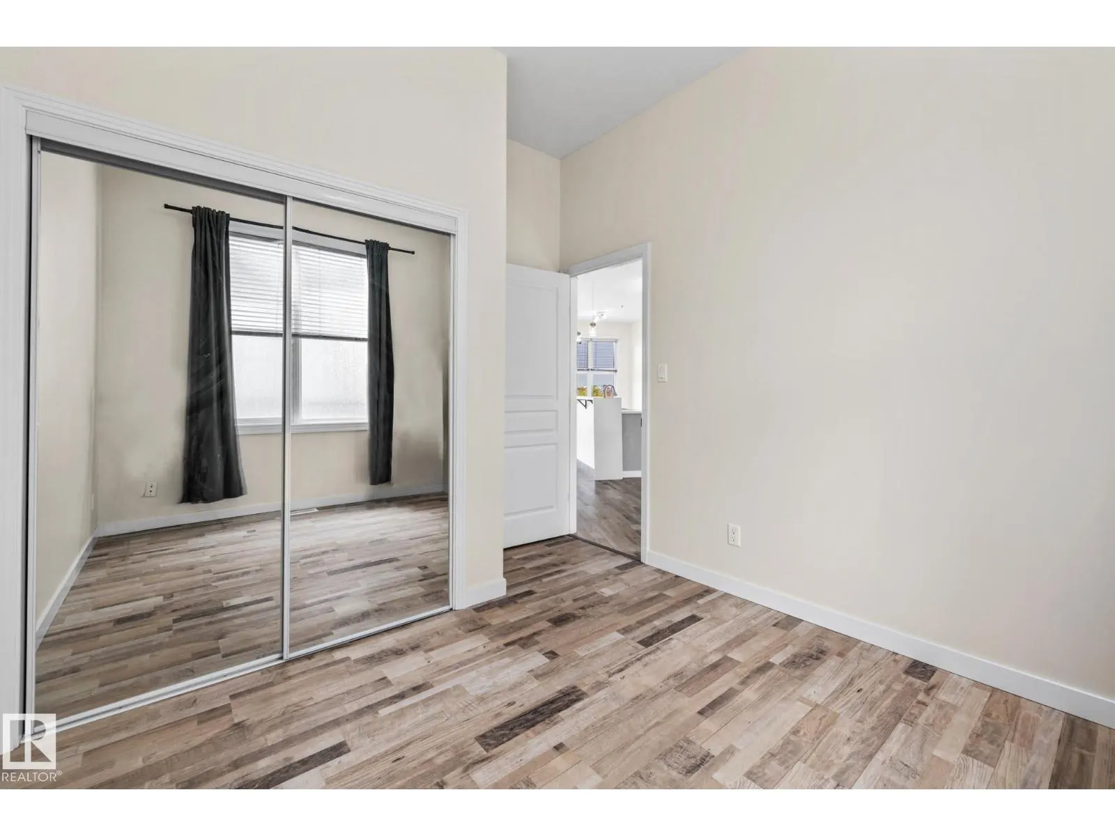 #505 10147 112 ST NW