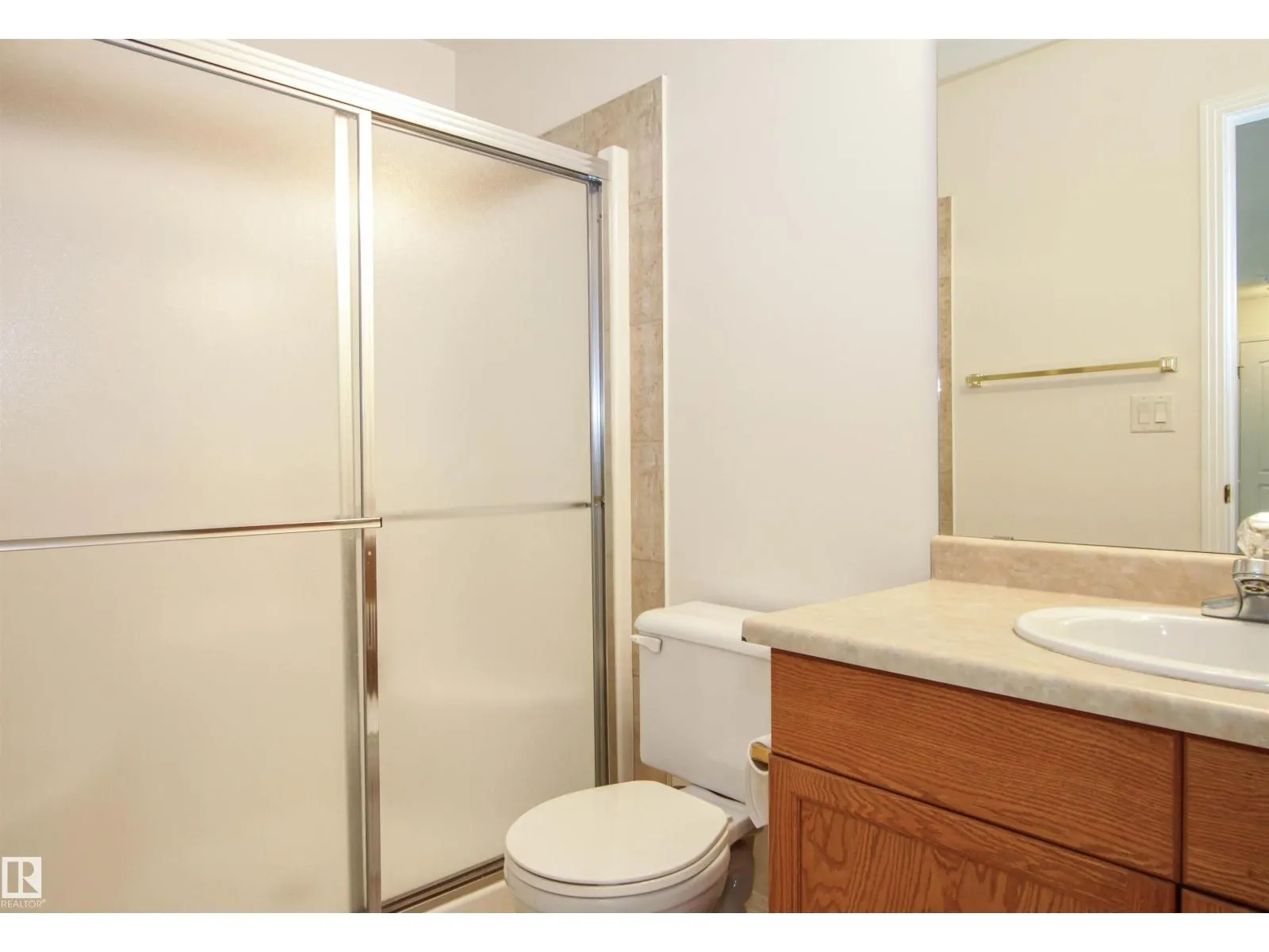 8912 156 ST NW