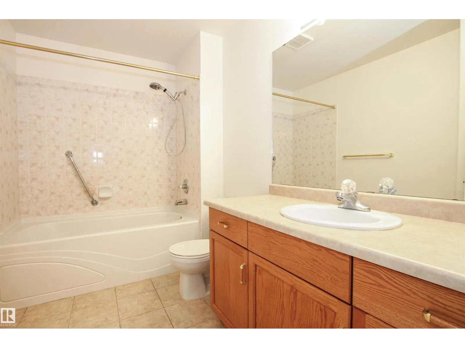 8912 156 ST NW