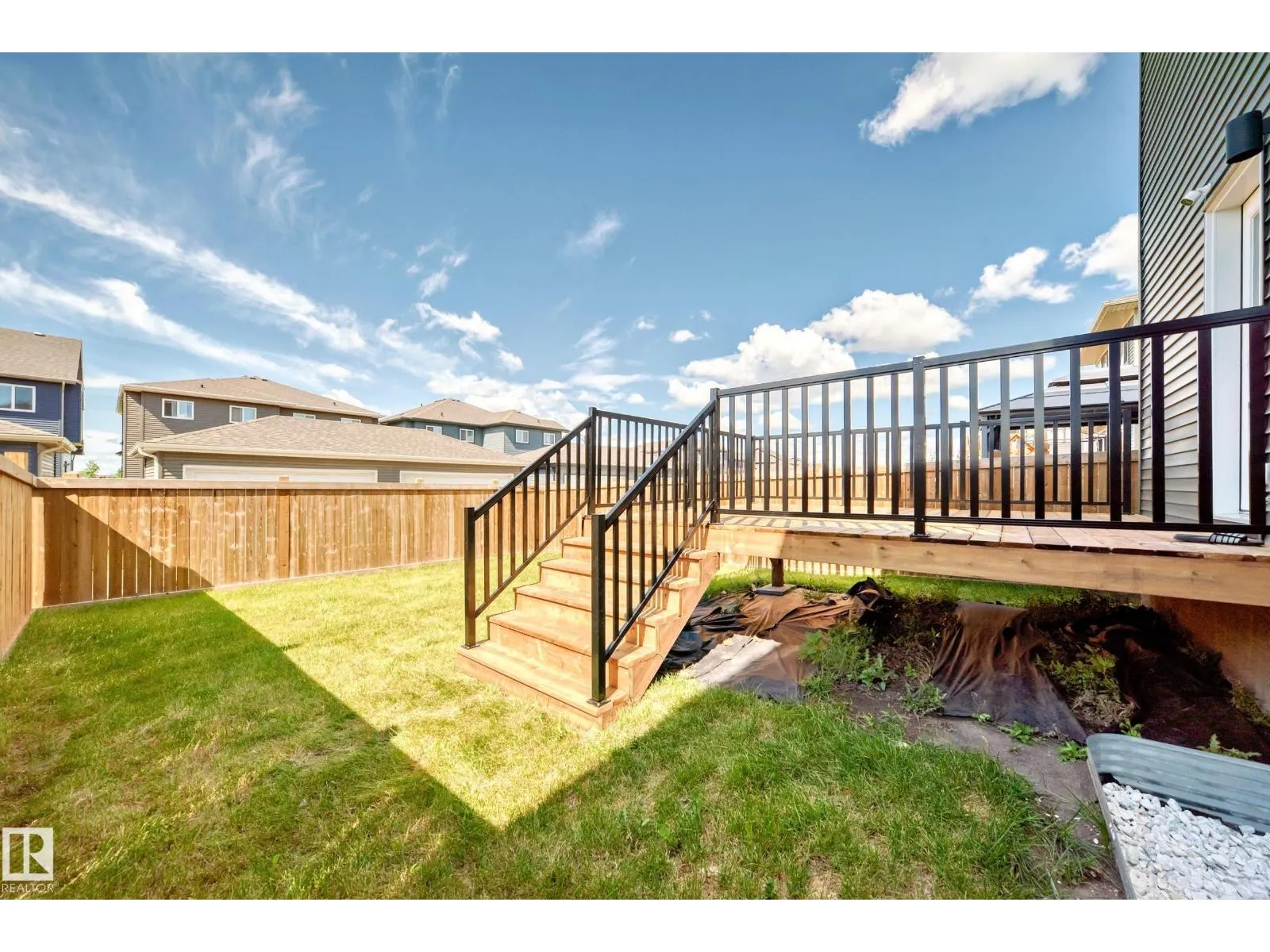 1627 PLUM CIRCLE CI SW