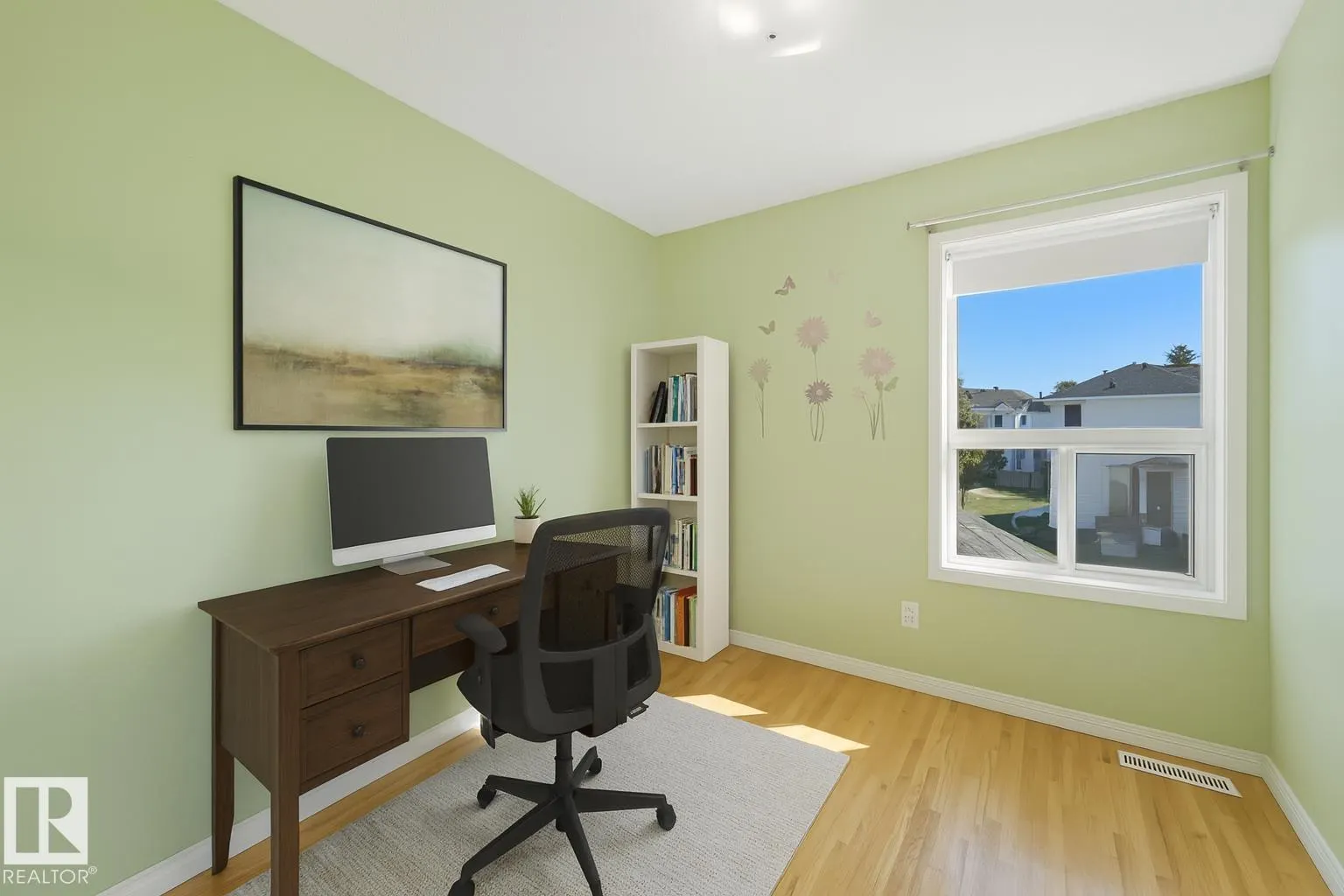 #55 603 YOUVILLE E NW