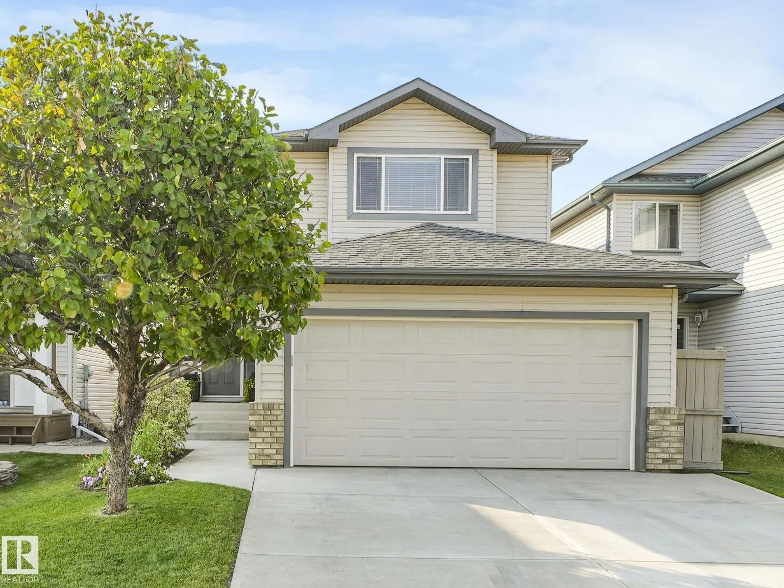 250 KLARVATTEN RD NW
