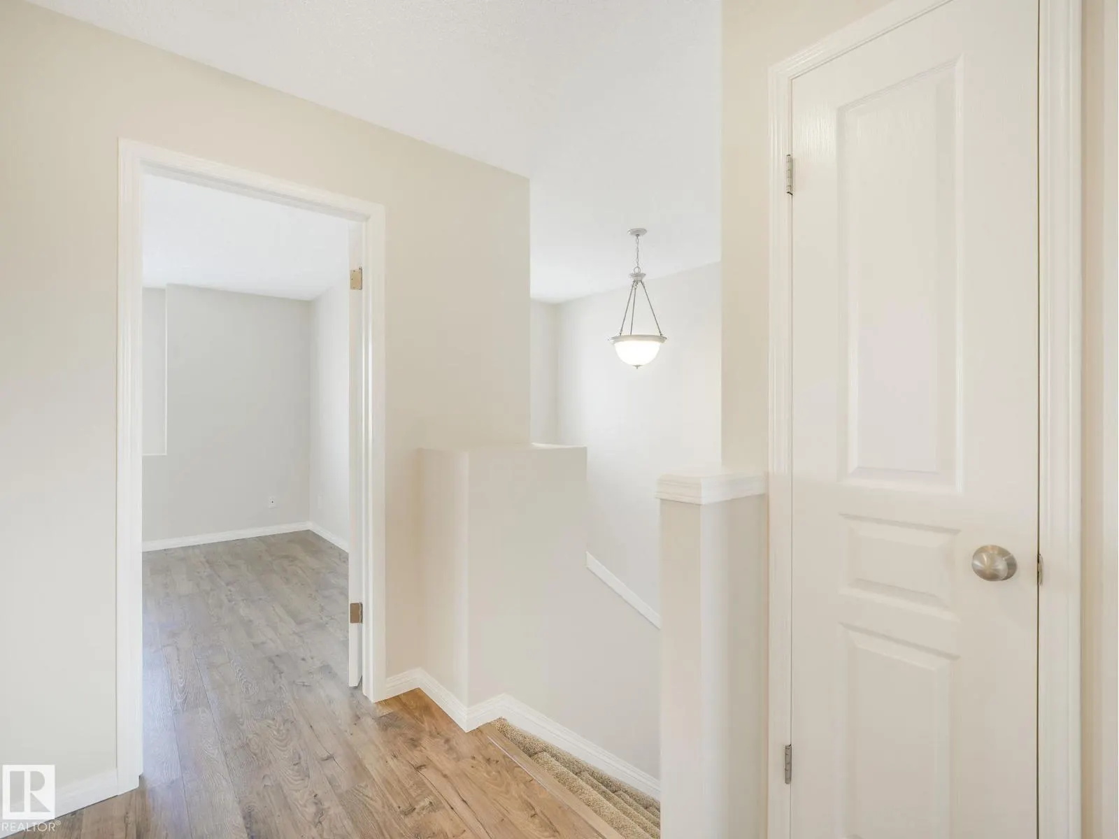 250 KLARVATTEN RD NW